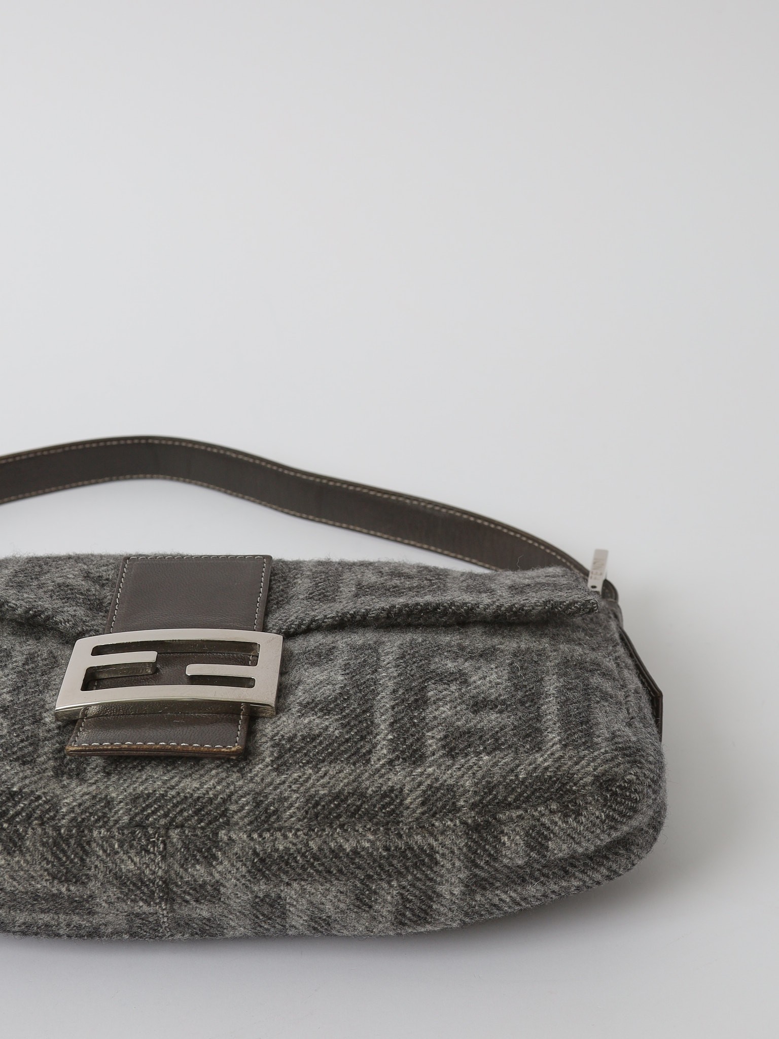 Fendi Baguette 8