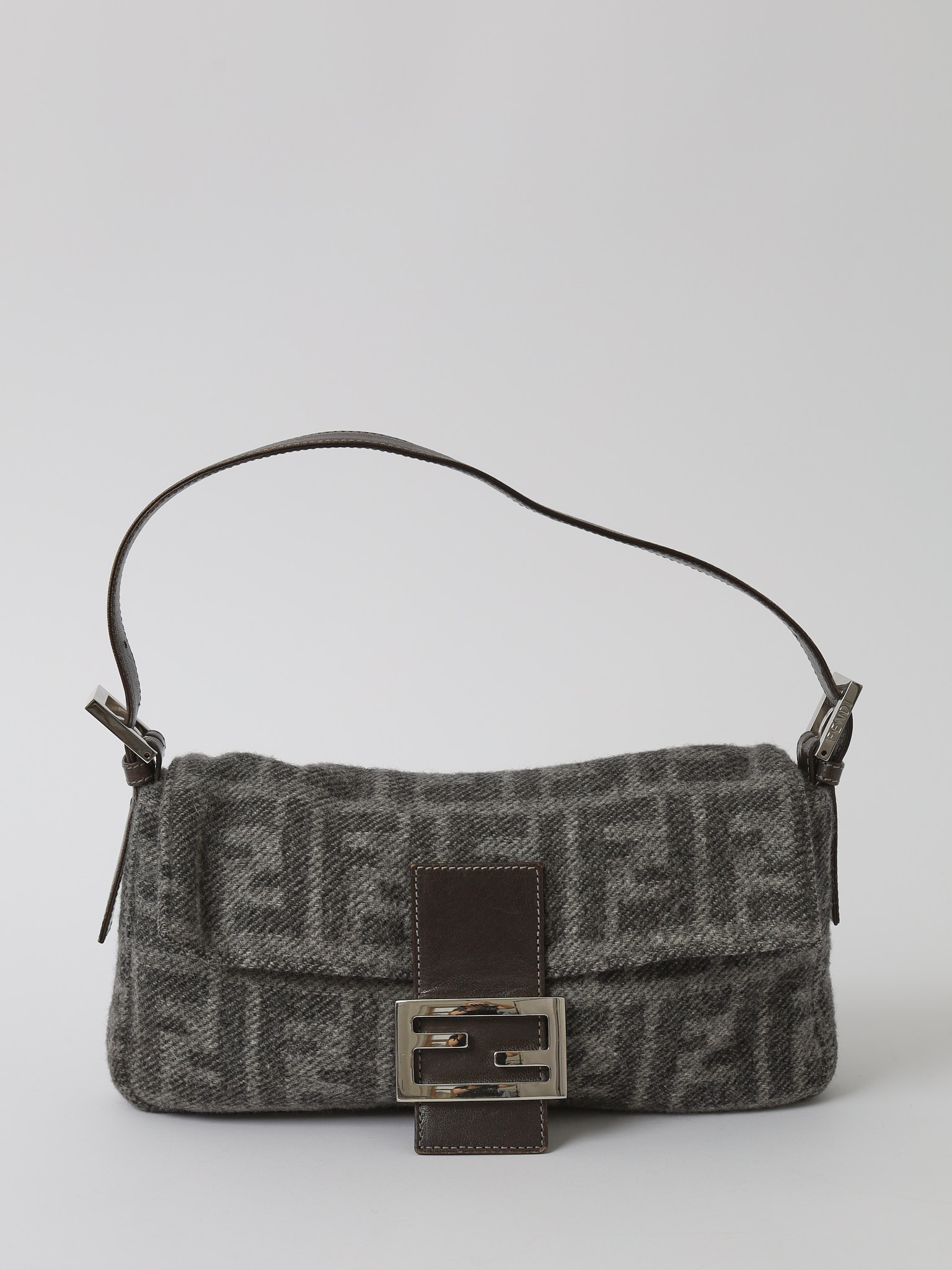 Fendi Baguette 0