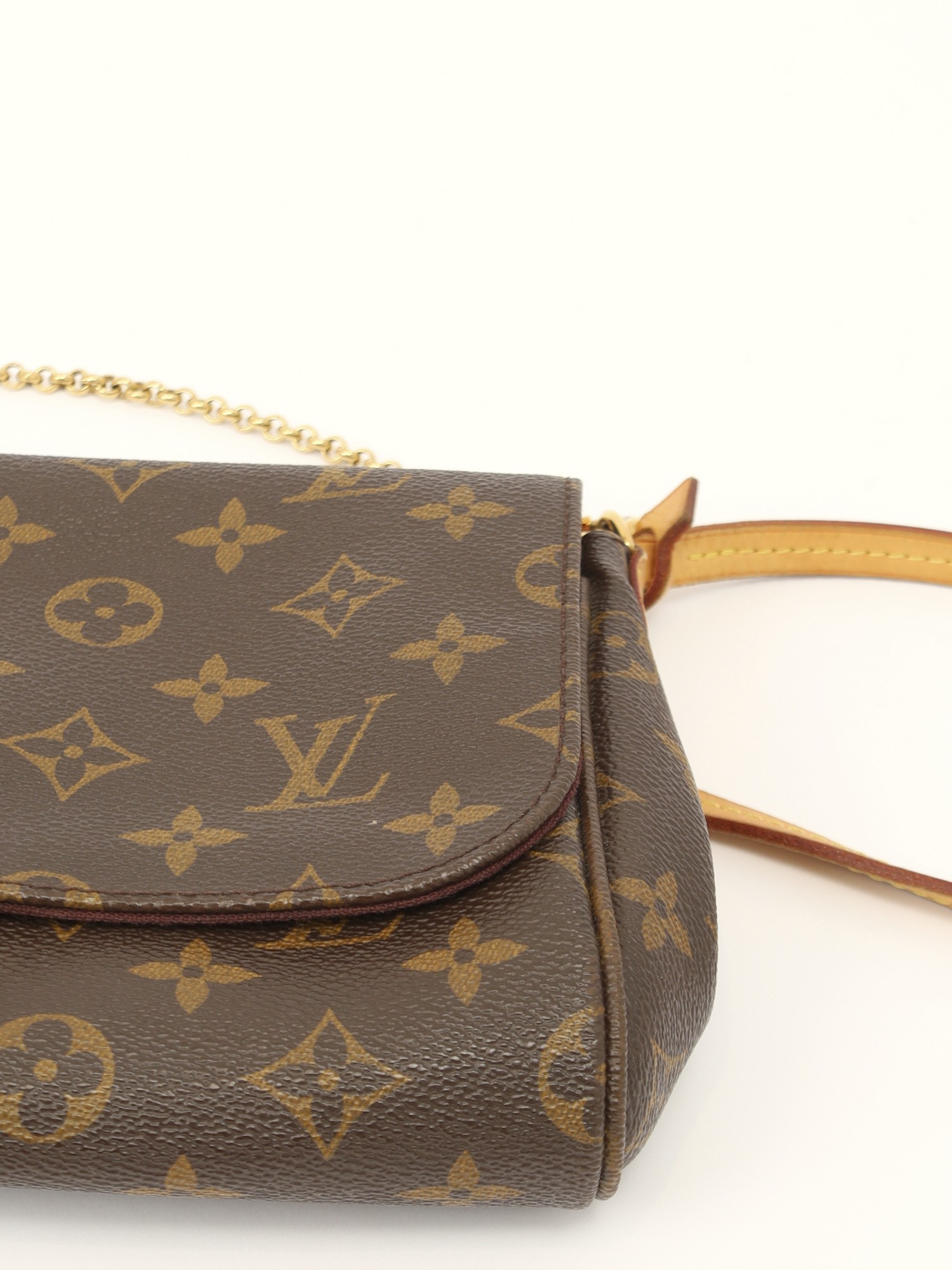Louis Vuitton Favorite 9