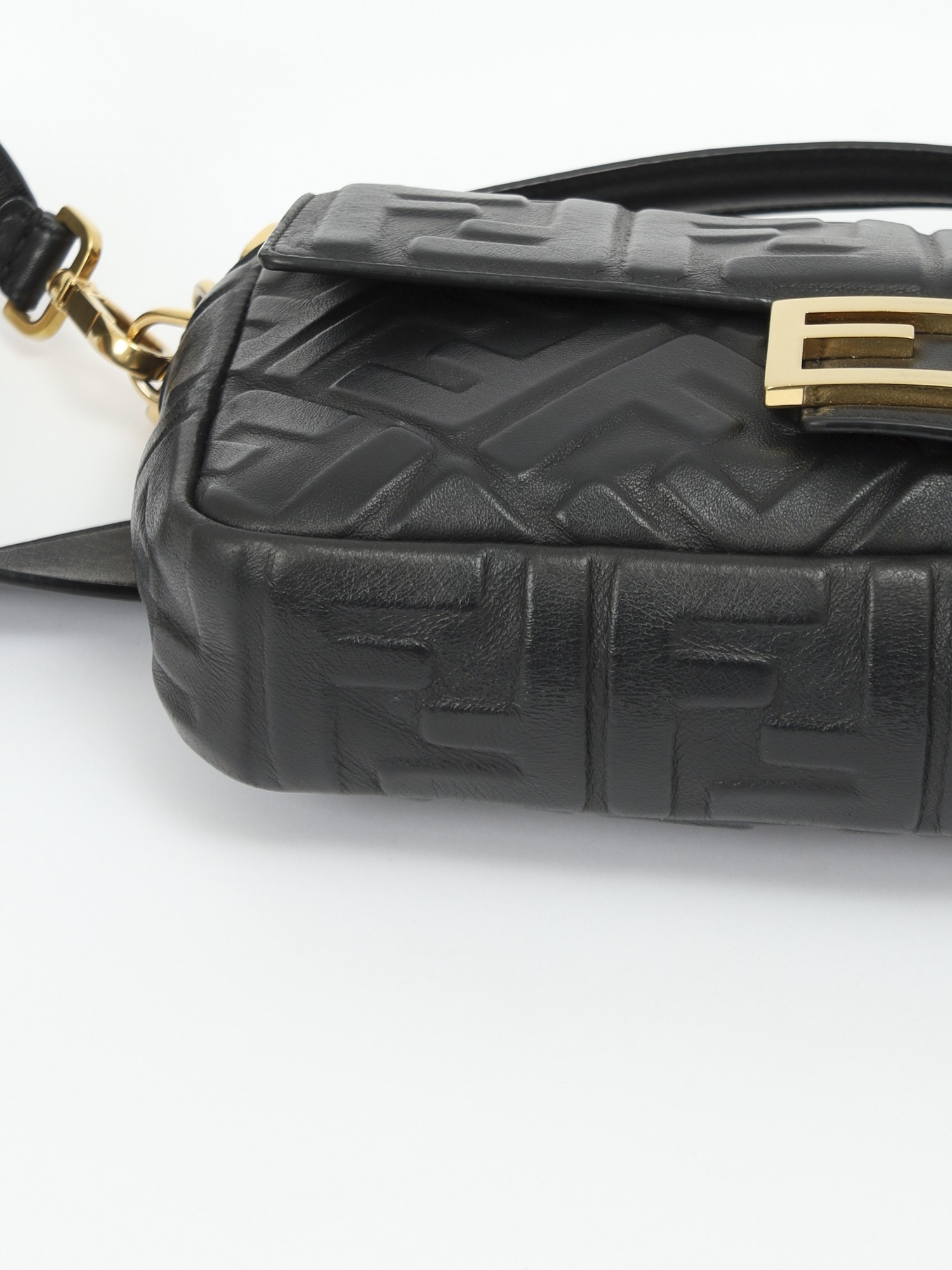 Fendi Baguette 10