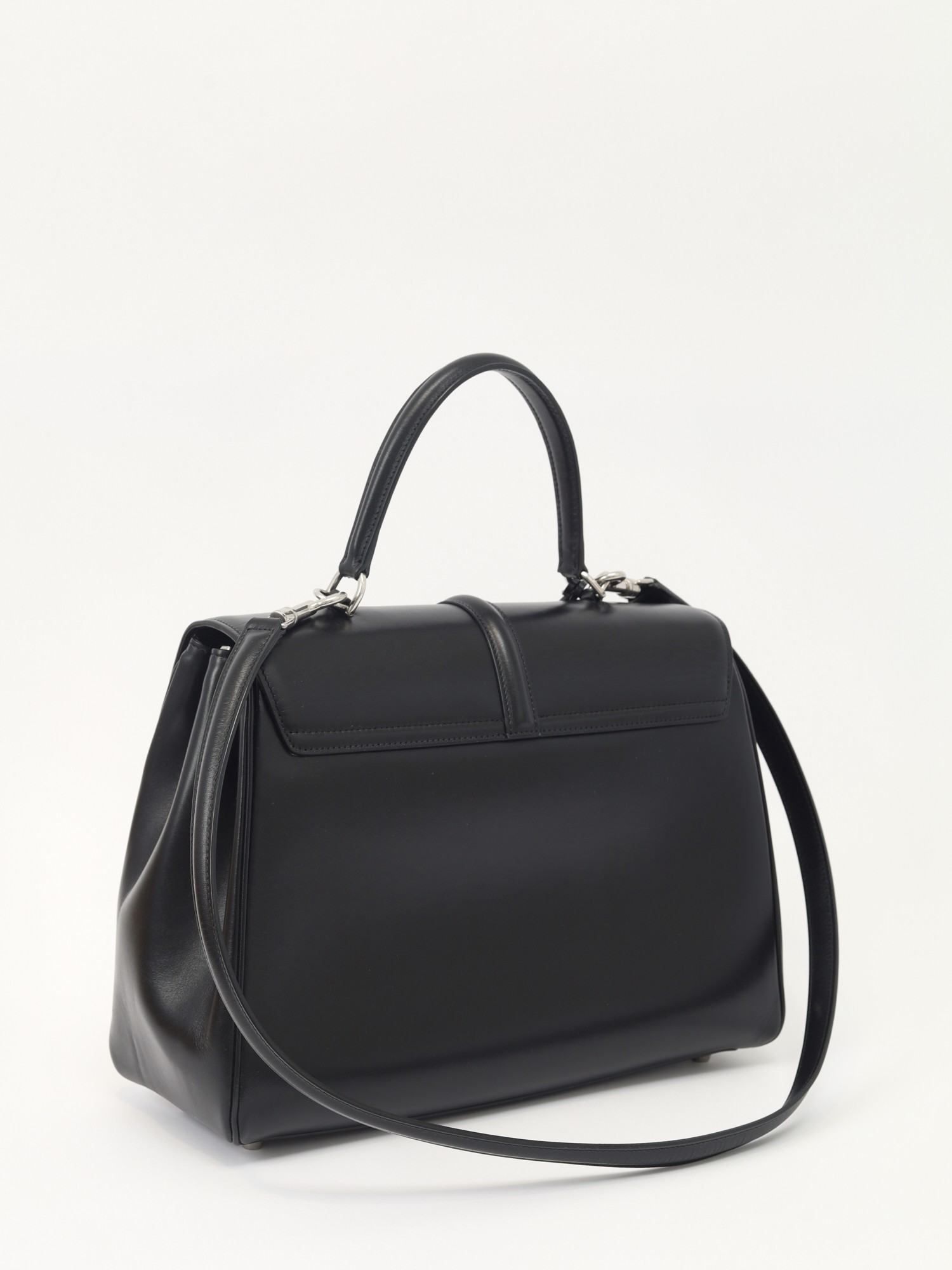 Celine 16 3