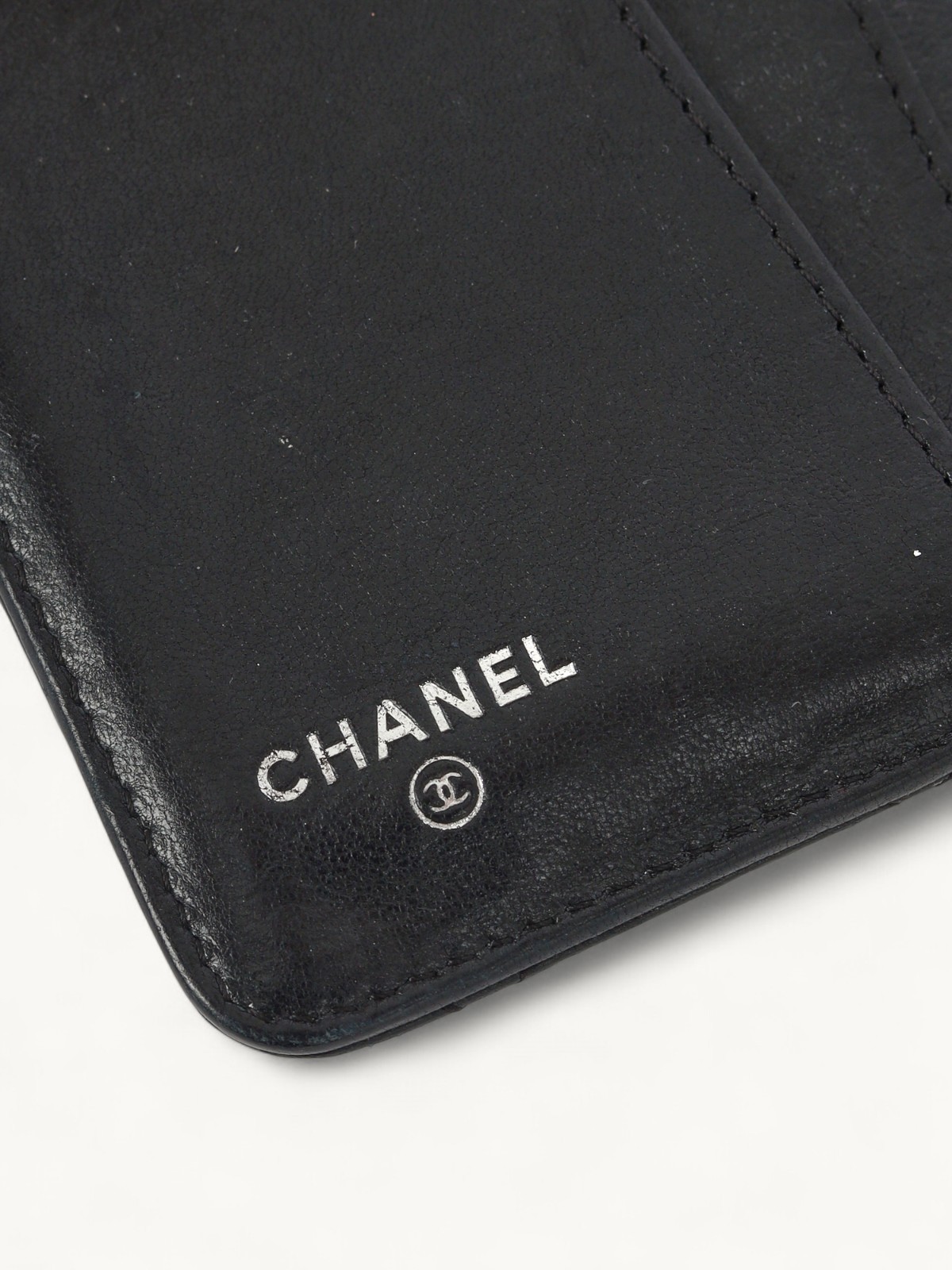 Chanel Cover for documents 8