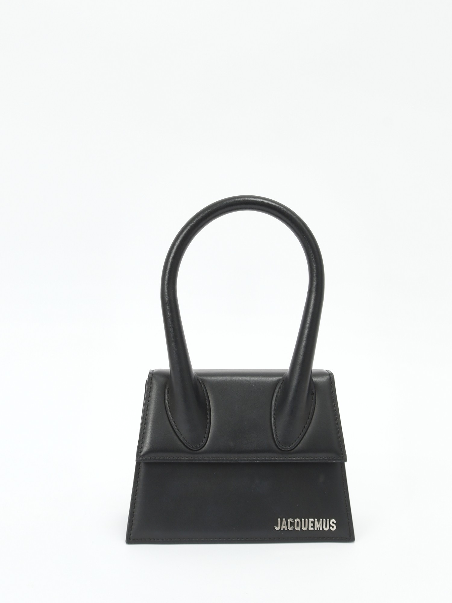 Jacquemus Le Chiquito 0