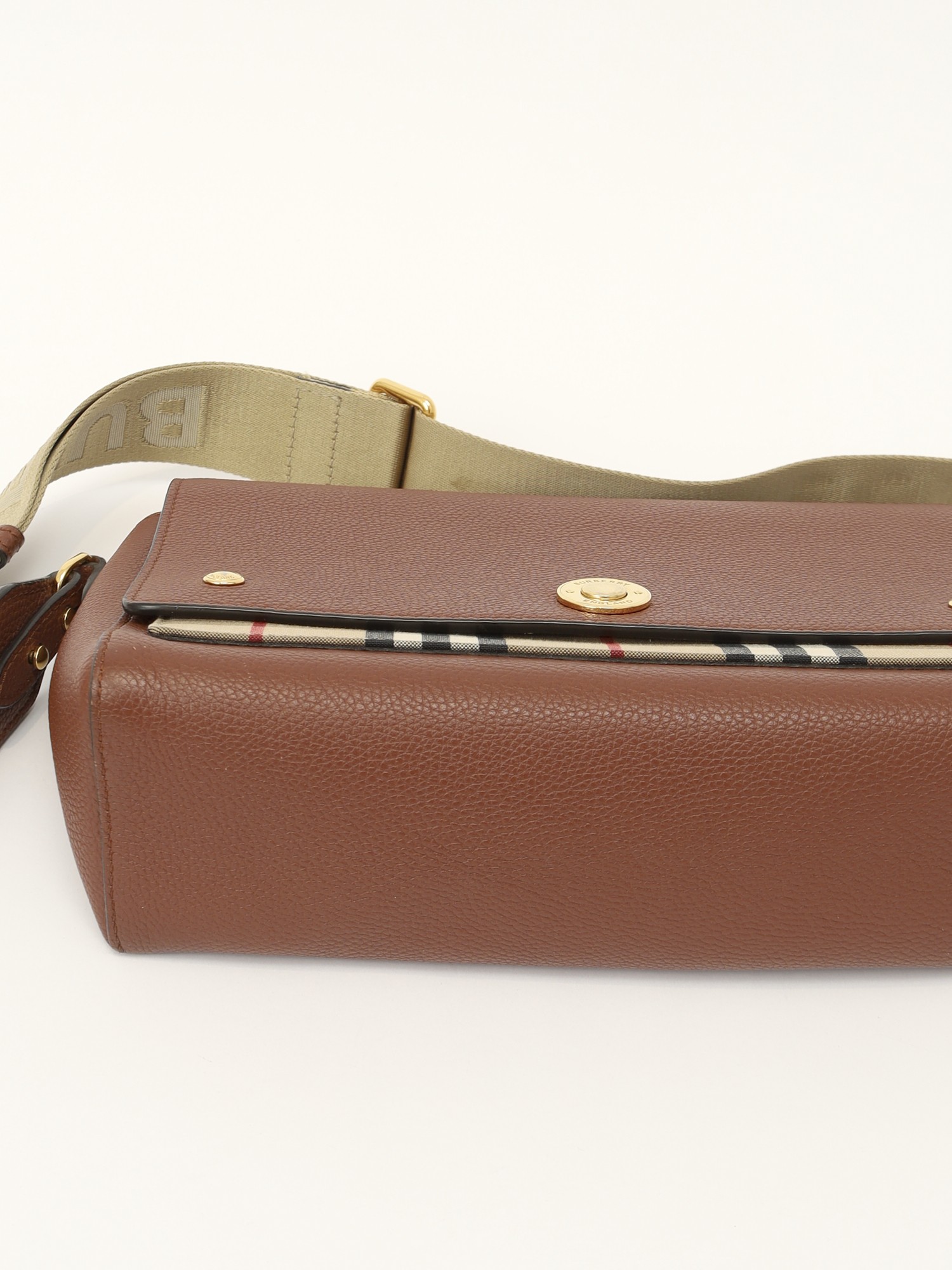 Burberry Note 6
