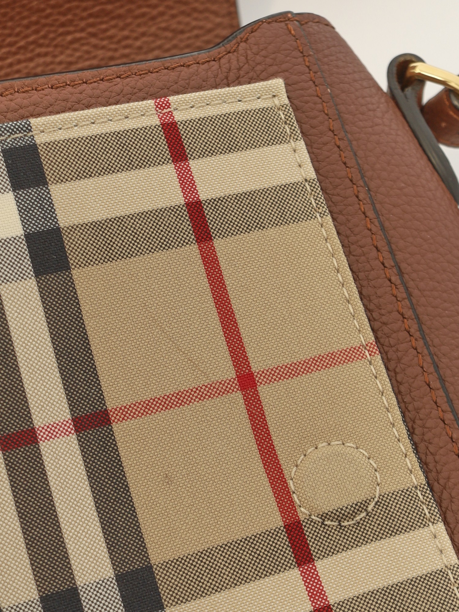 Burberry Note 9
