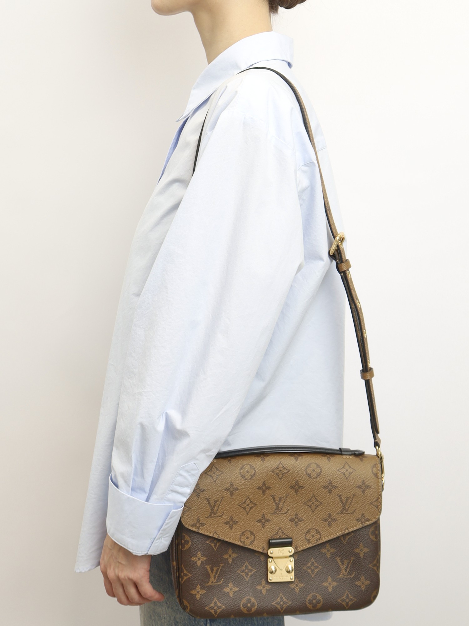 Louis Vuitton Pochette Metis 1