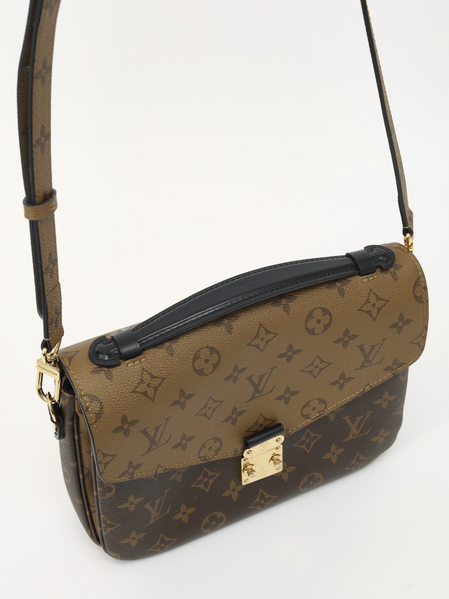Louis Vuitton Pochette Metis 5