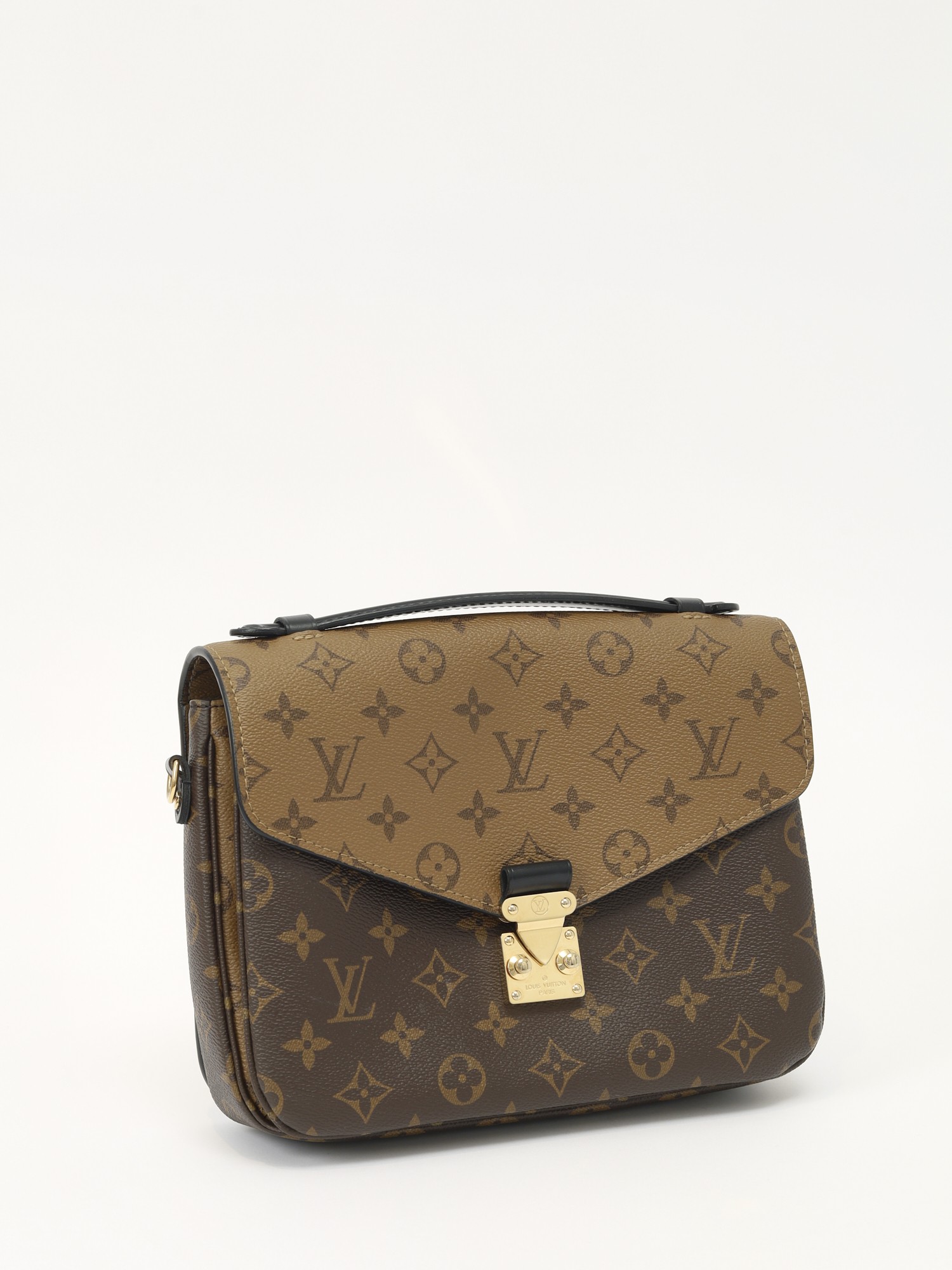 Louis Vuitton Pochette Metis 2