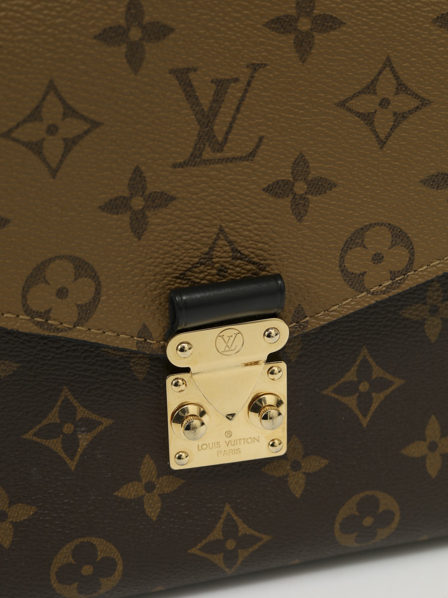 Louis Vuitton Pochette Metis 6