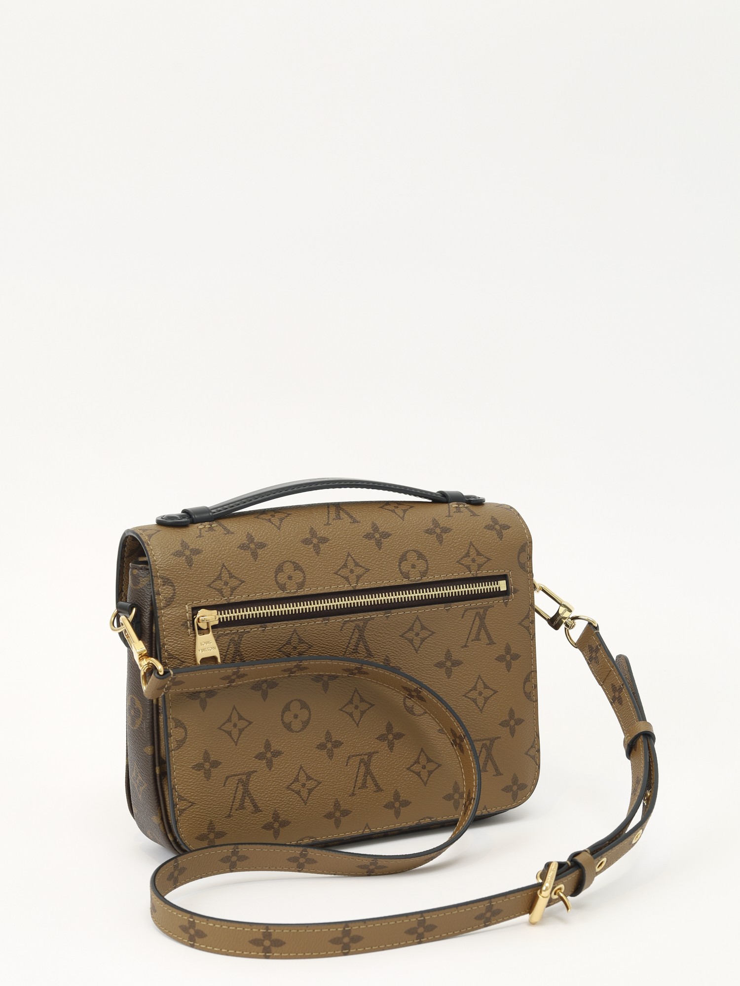Louis Vuitton Pochette Metis 3