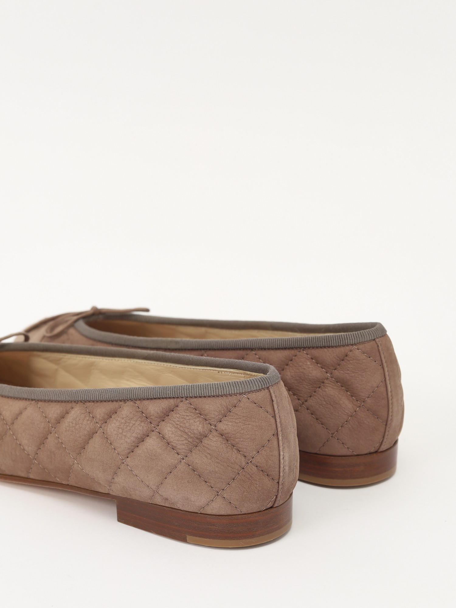 Chanel Shoes 39 7