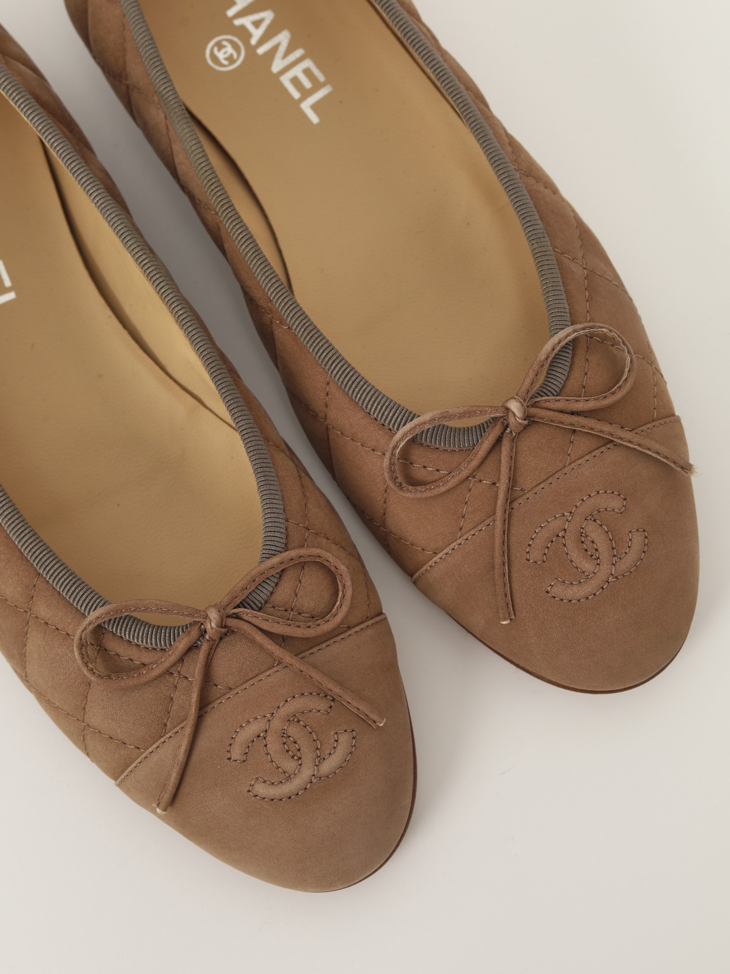 Chanel Shoes 39 5