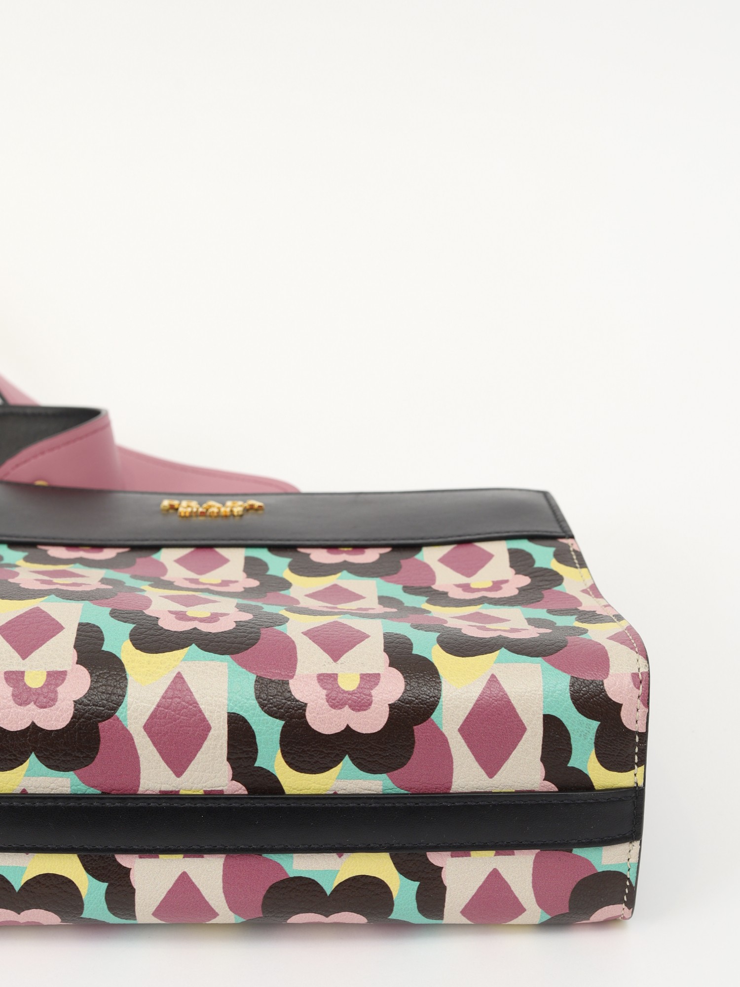Prada Bibliotheque 7