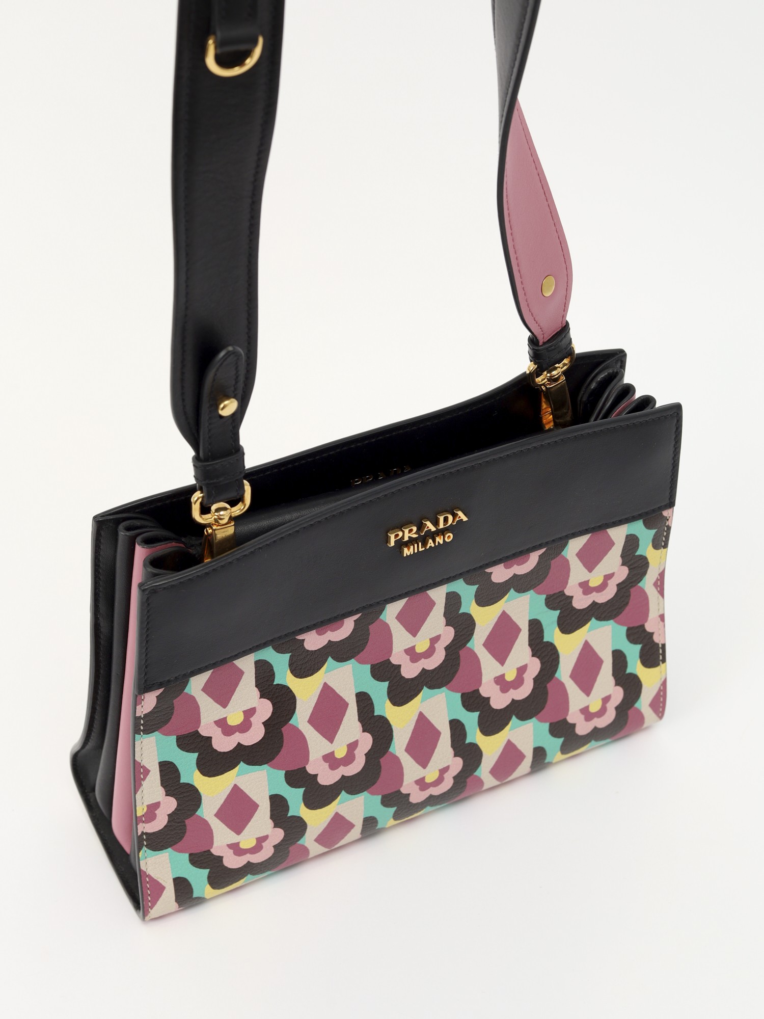 Prada Bibliotheque 4