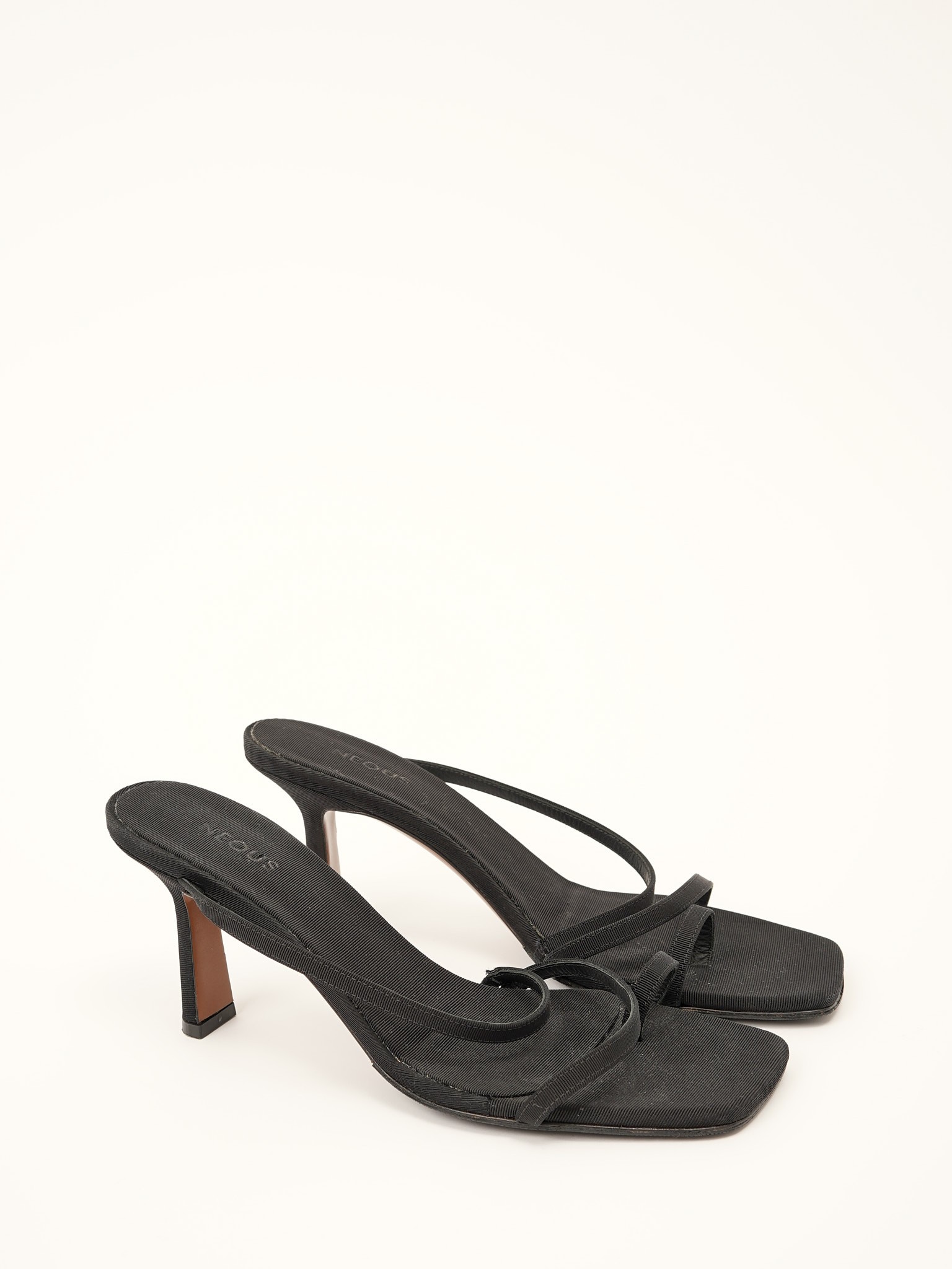 Neous Shoes 40 2