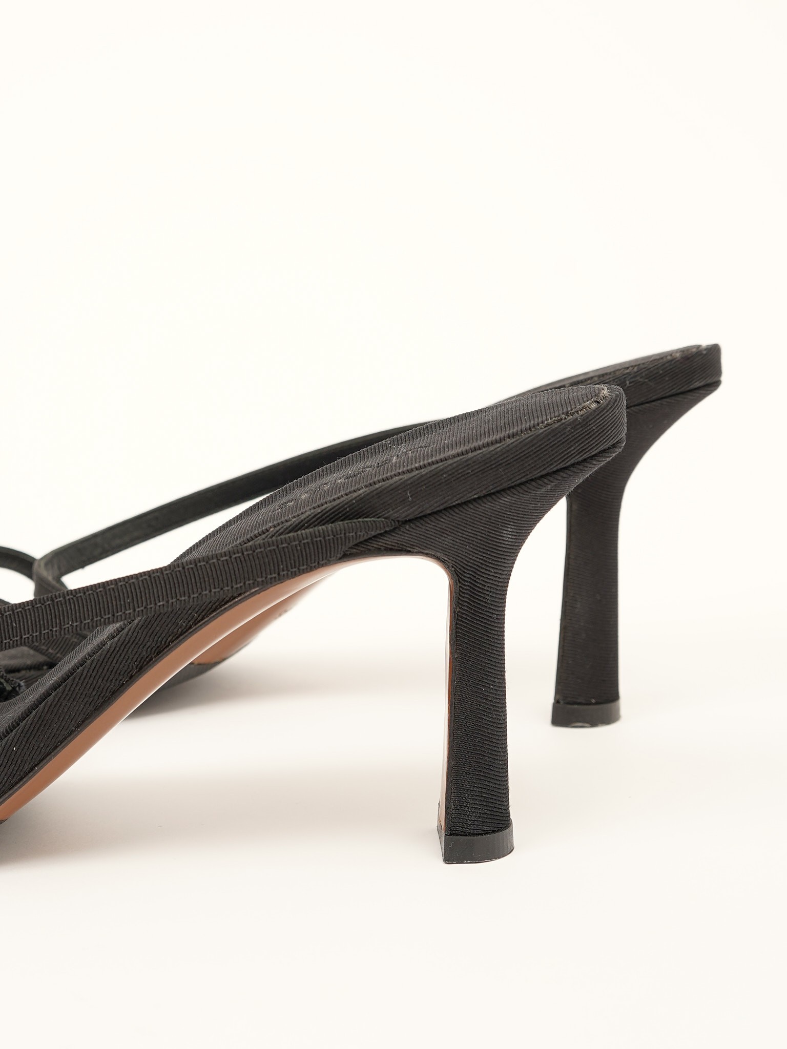Neous Shoes 40 8
