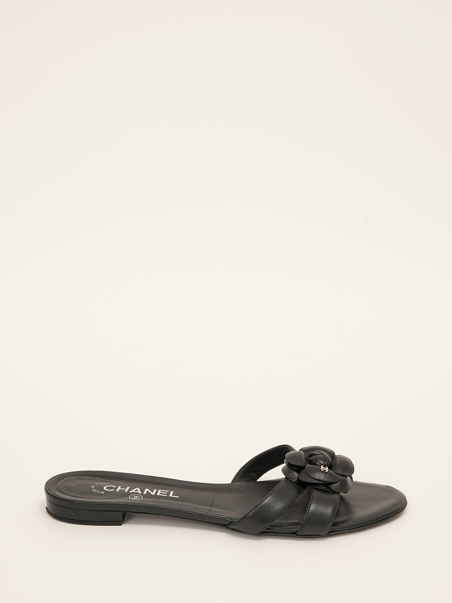 Chanel Shoes 40 0