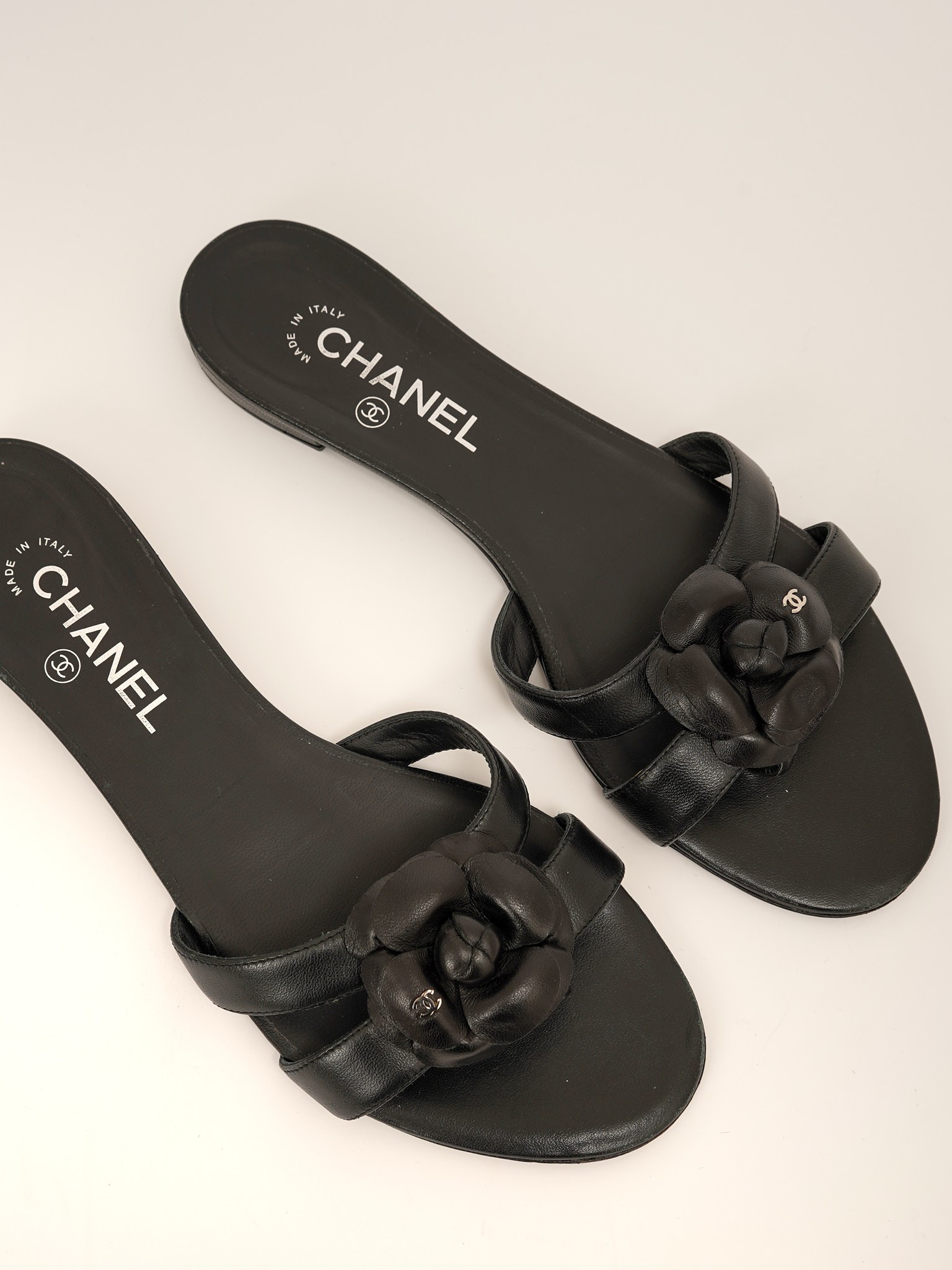 Chanel Shoes 40 5