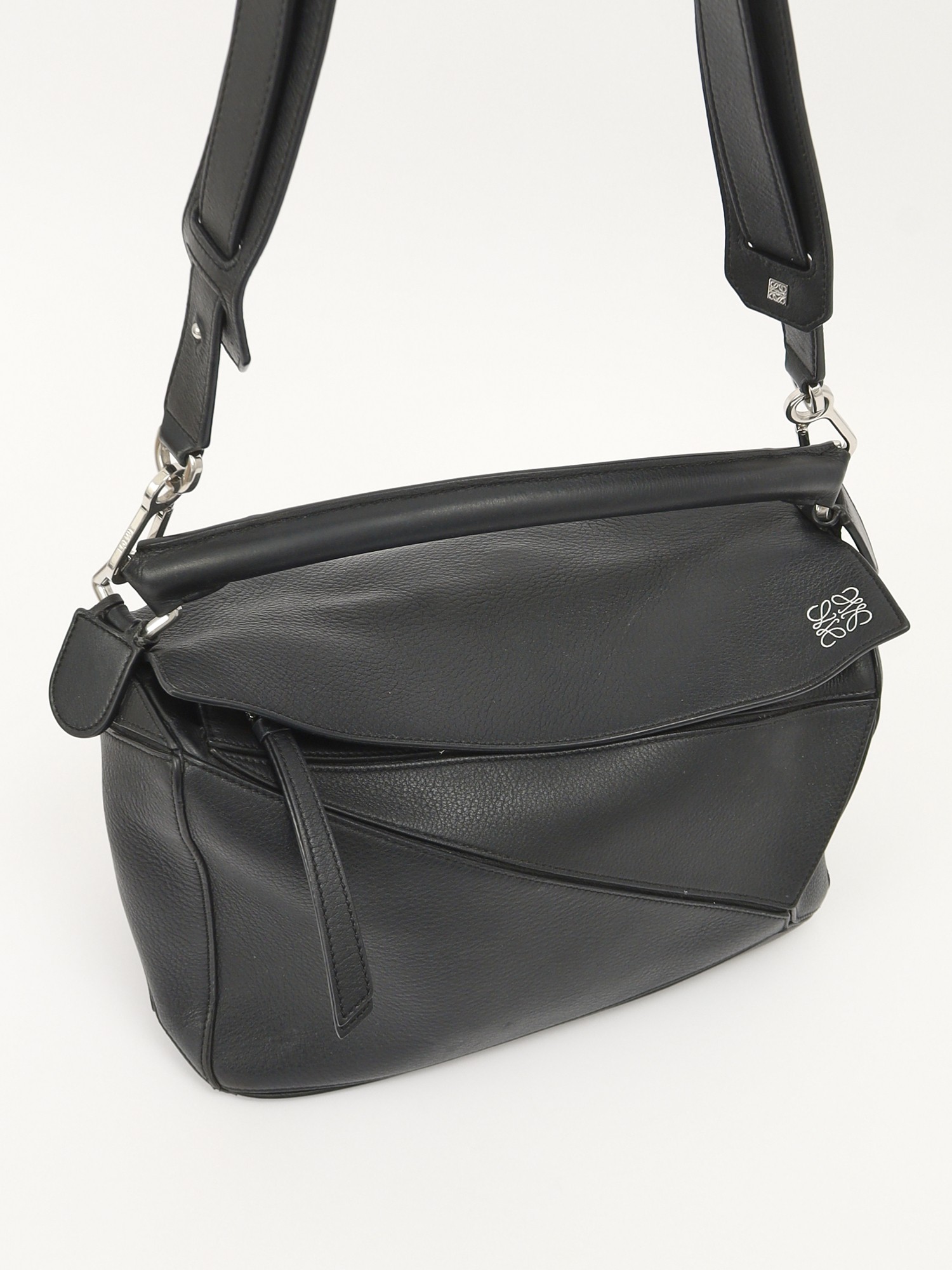 Loewe Puzzle 4