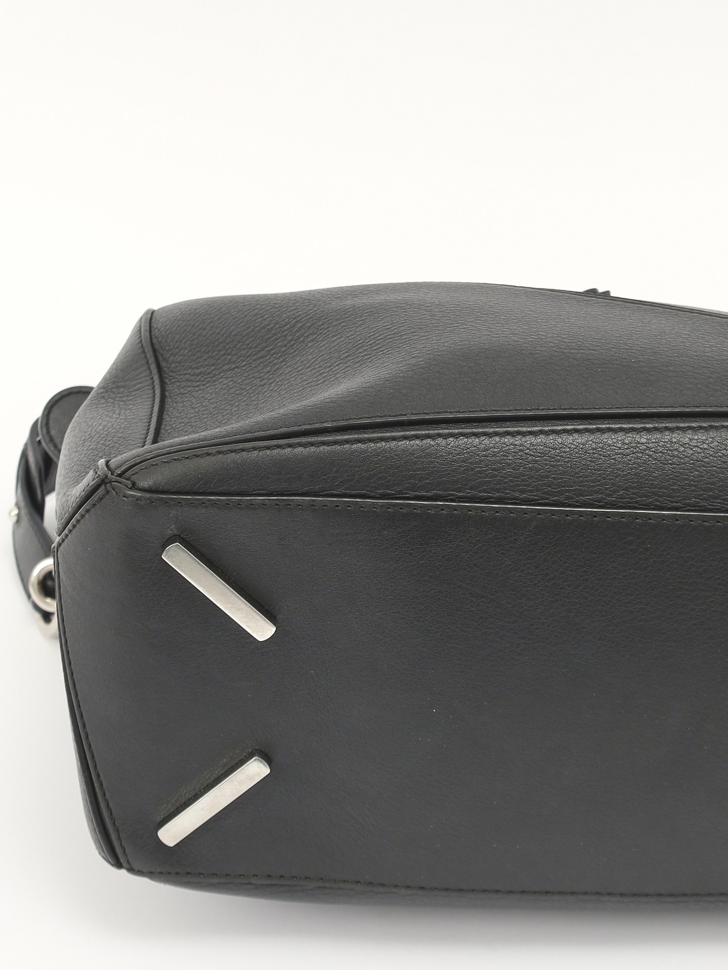 Loewe Puzzle 10