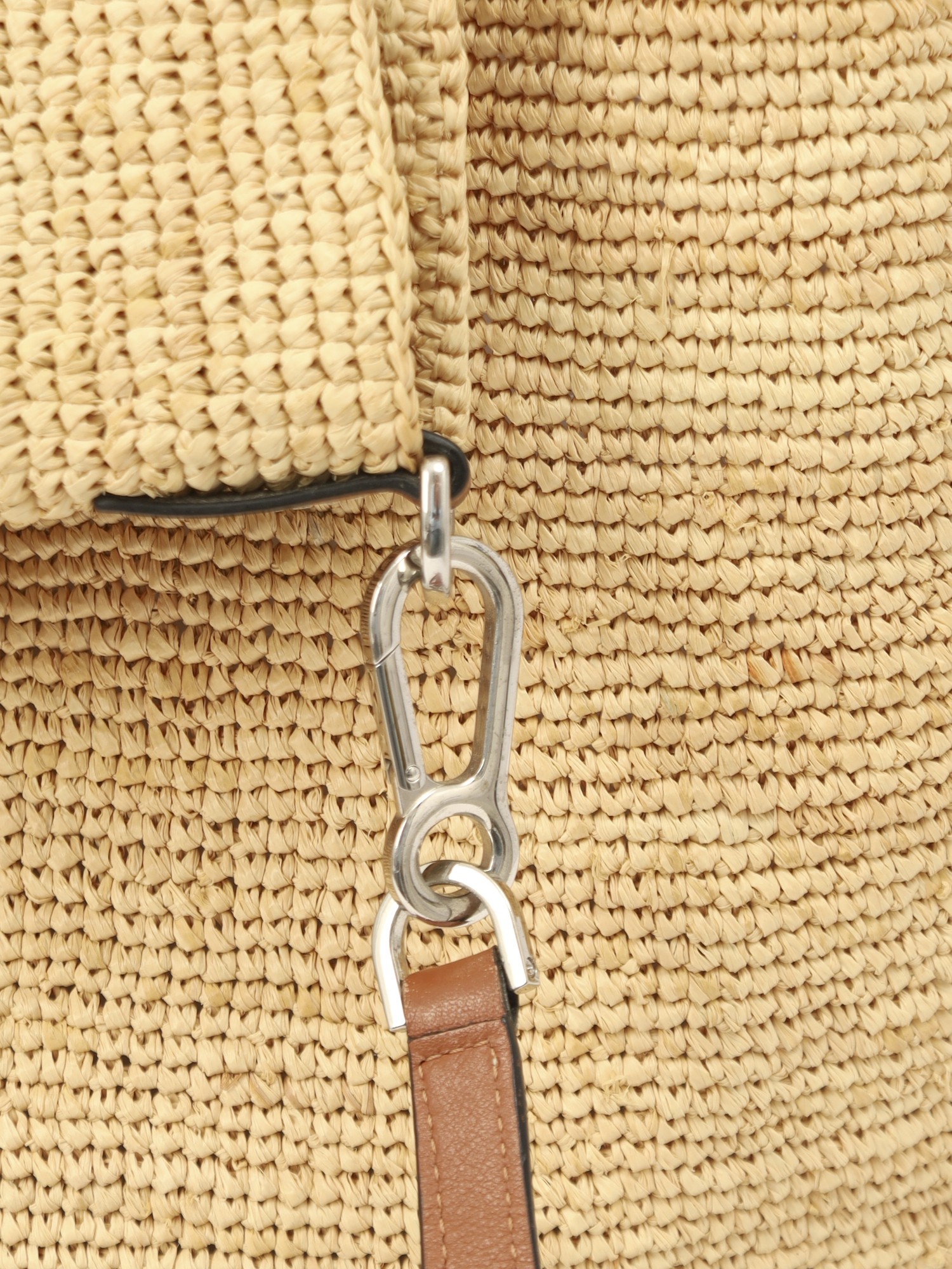 Loewe Slit 7