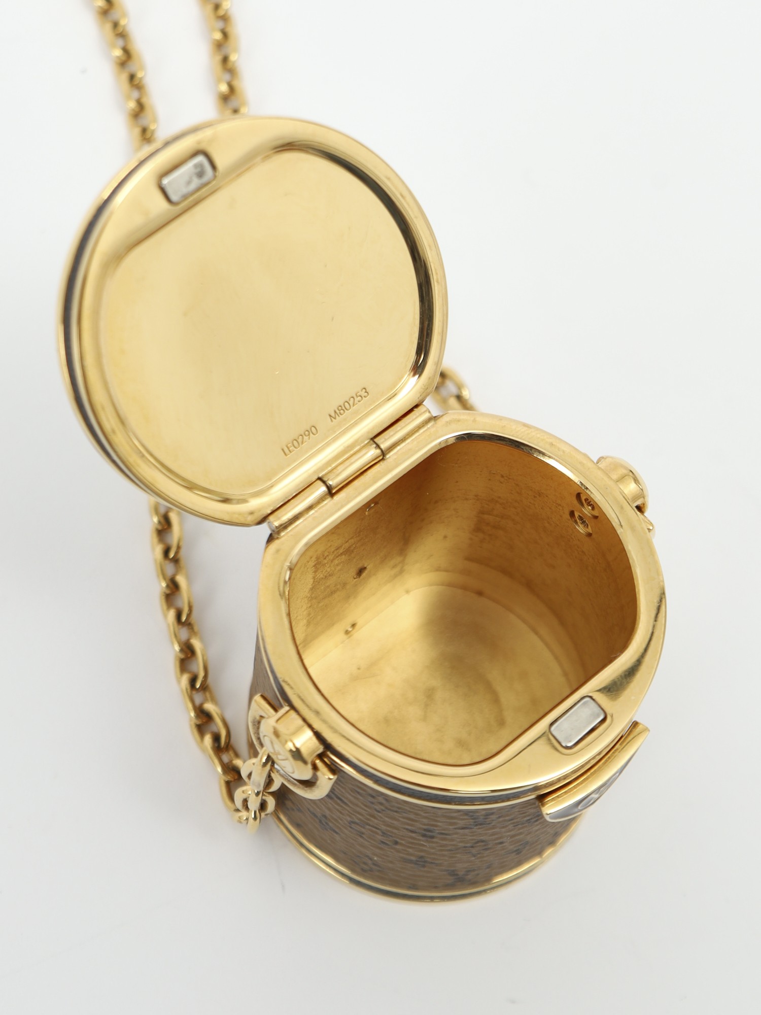 Louis Vuitton Necklace 6