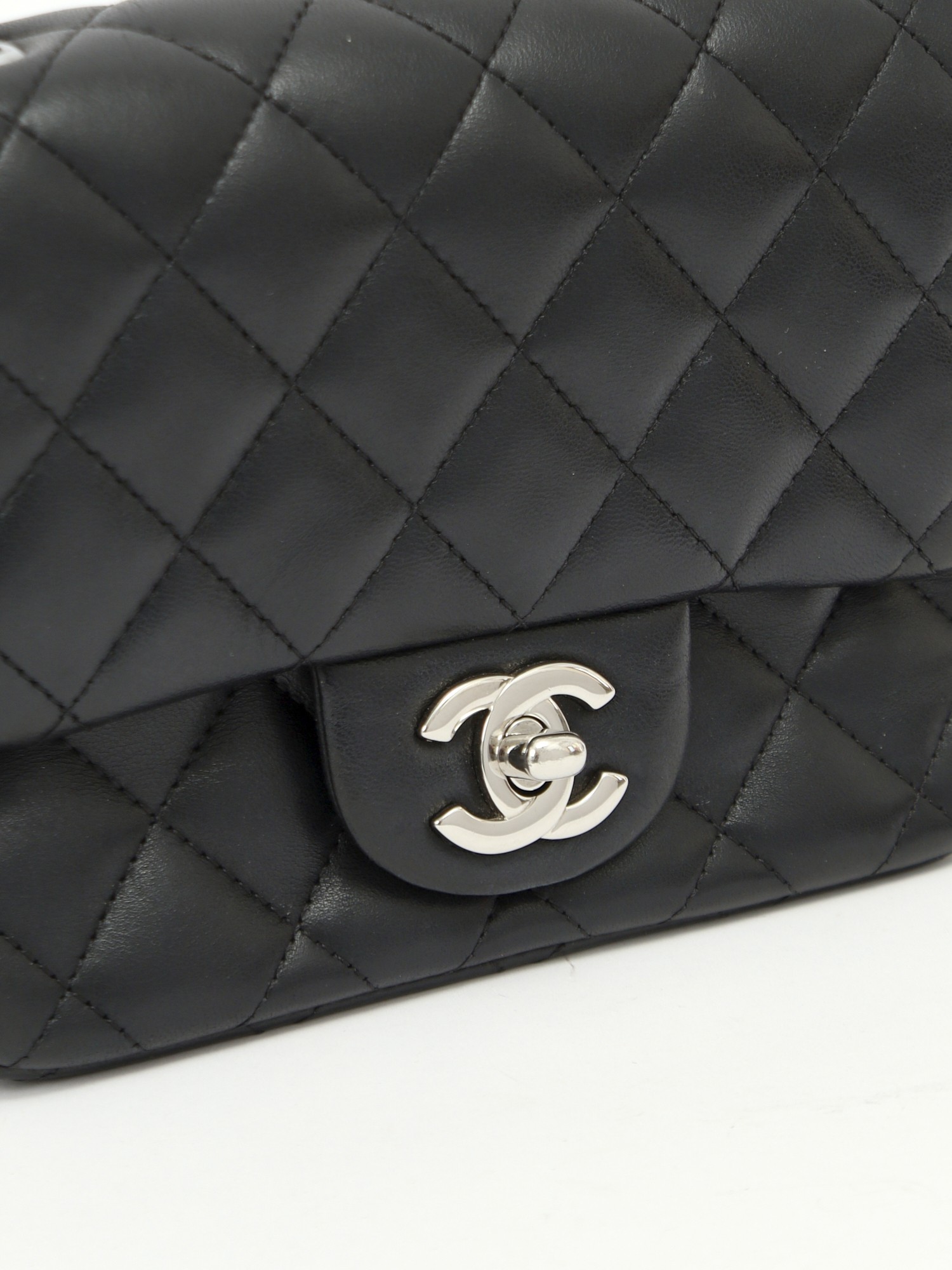 Chanel Timeless Classic 5
