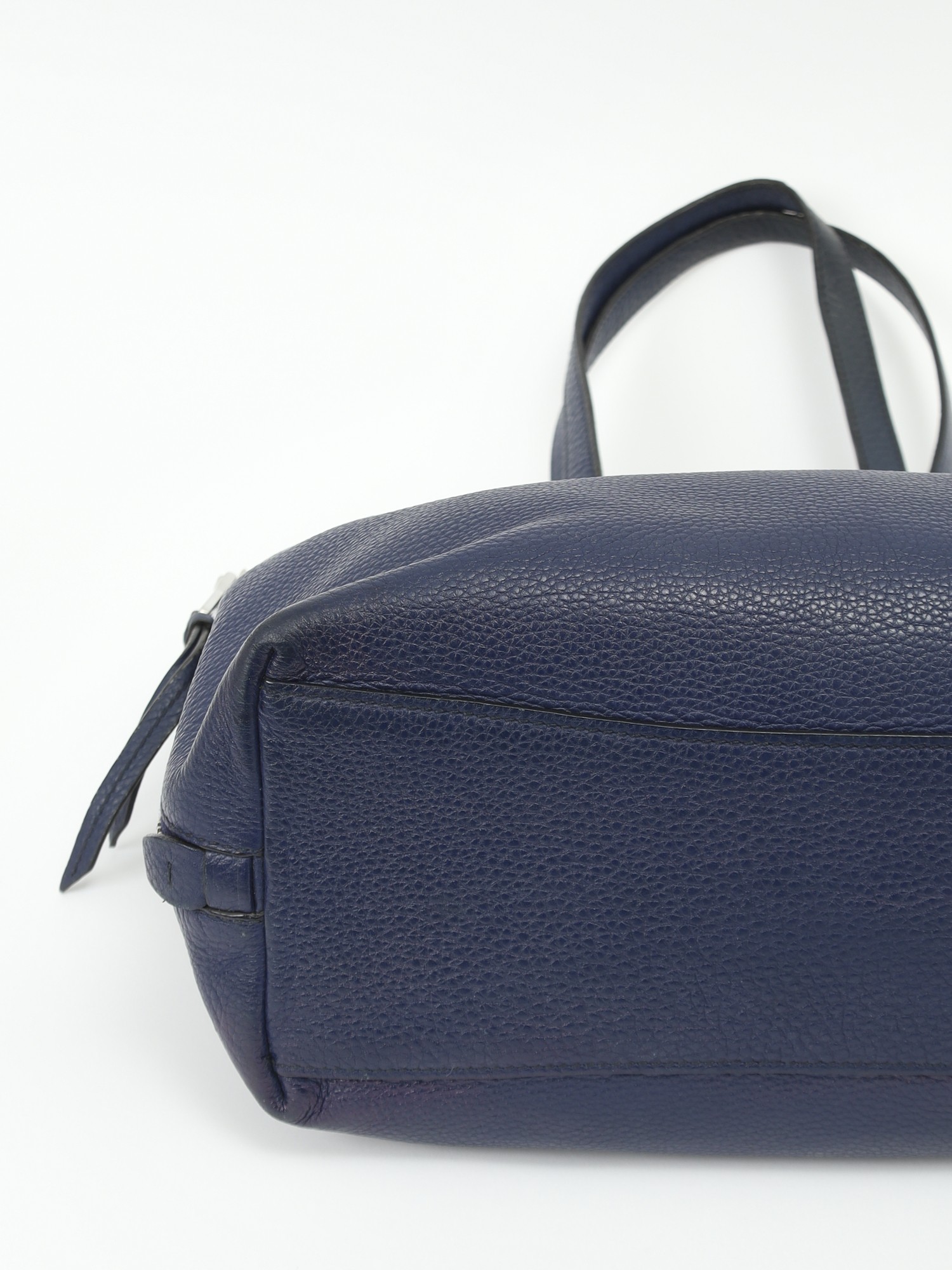 Prada Leather Bag 8