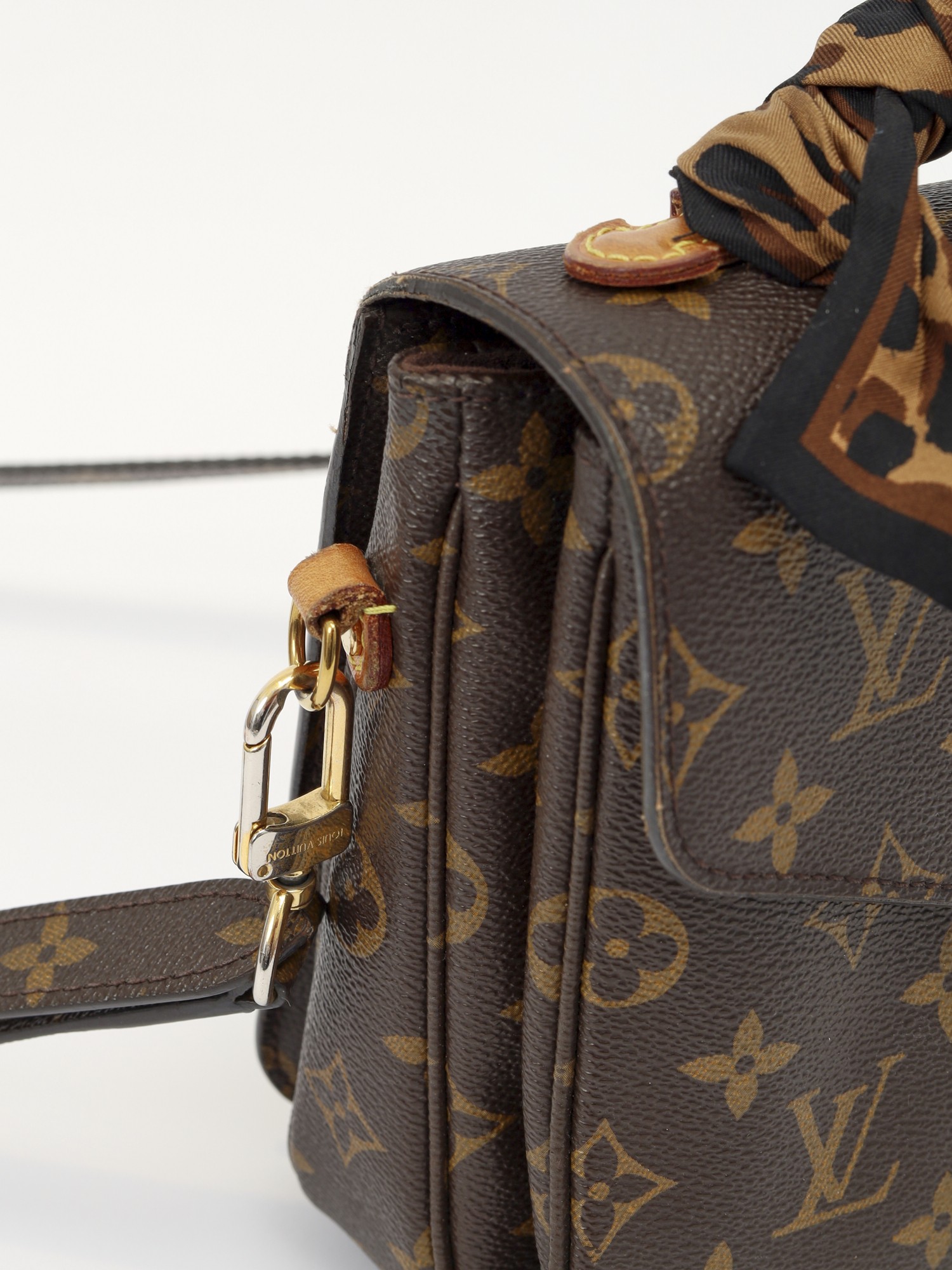 Louis Vuitton Pochette Metis 6