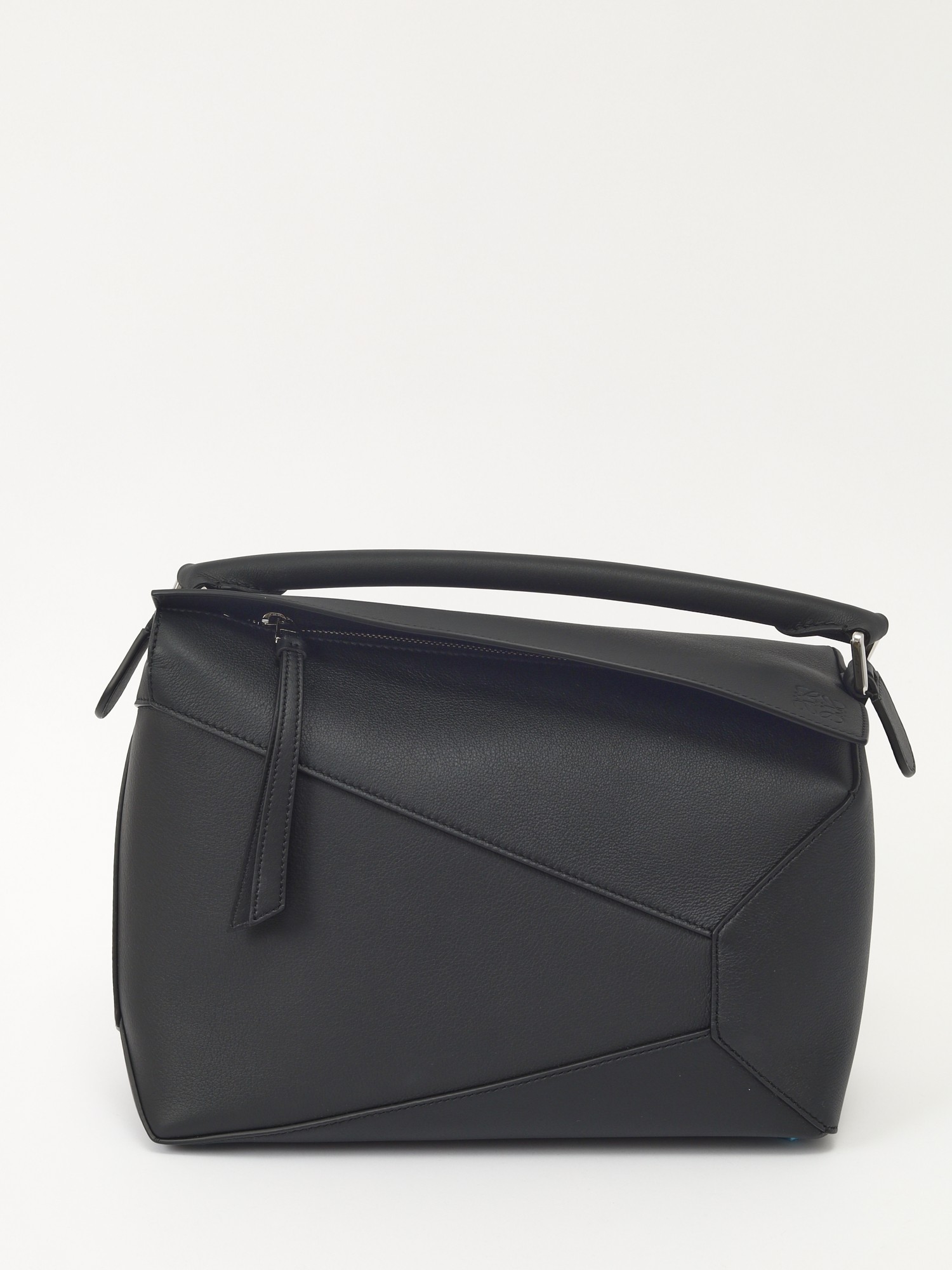 Loewe Puzzle 0