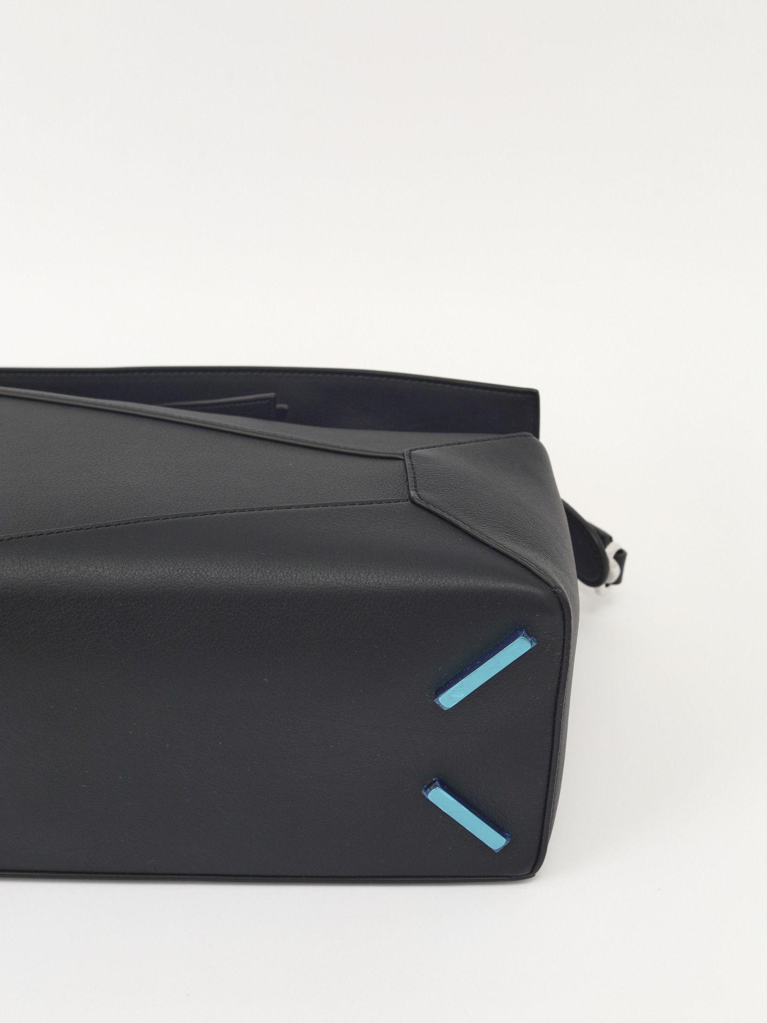 Loewe Puzzle 9