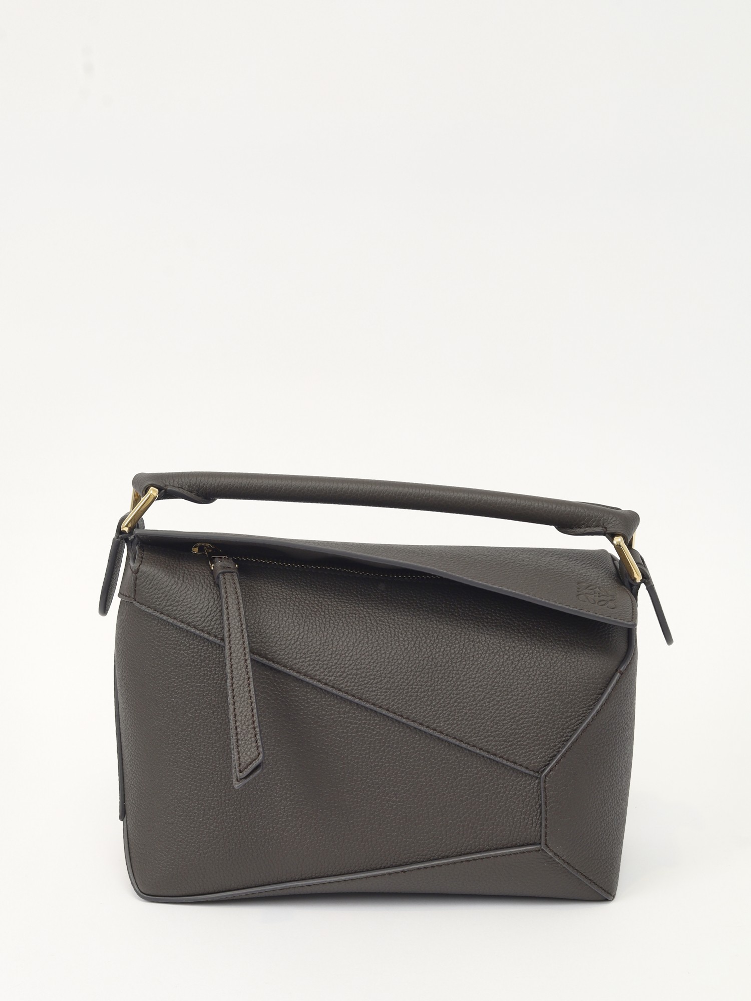 Loewe Puzzle 0