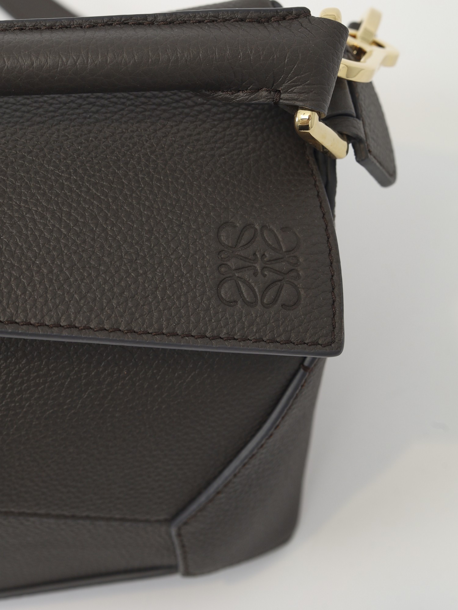 Loewe Puzzle 5