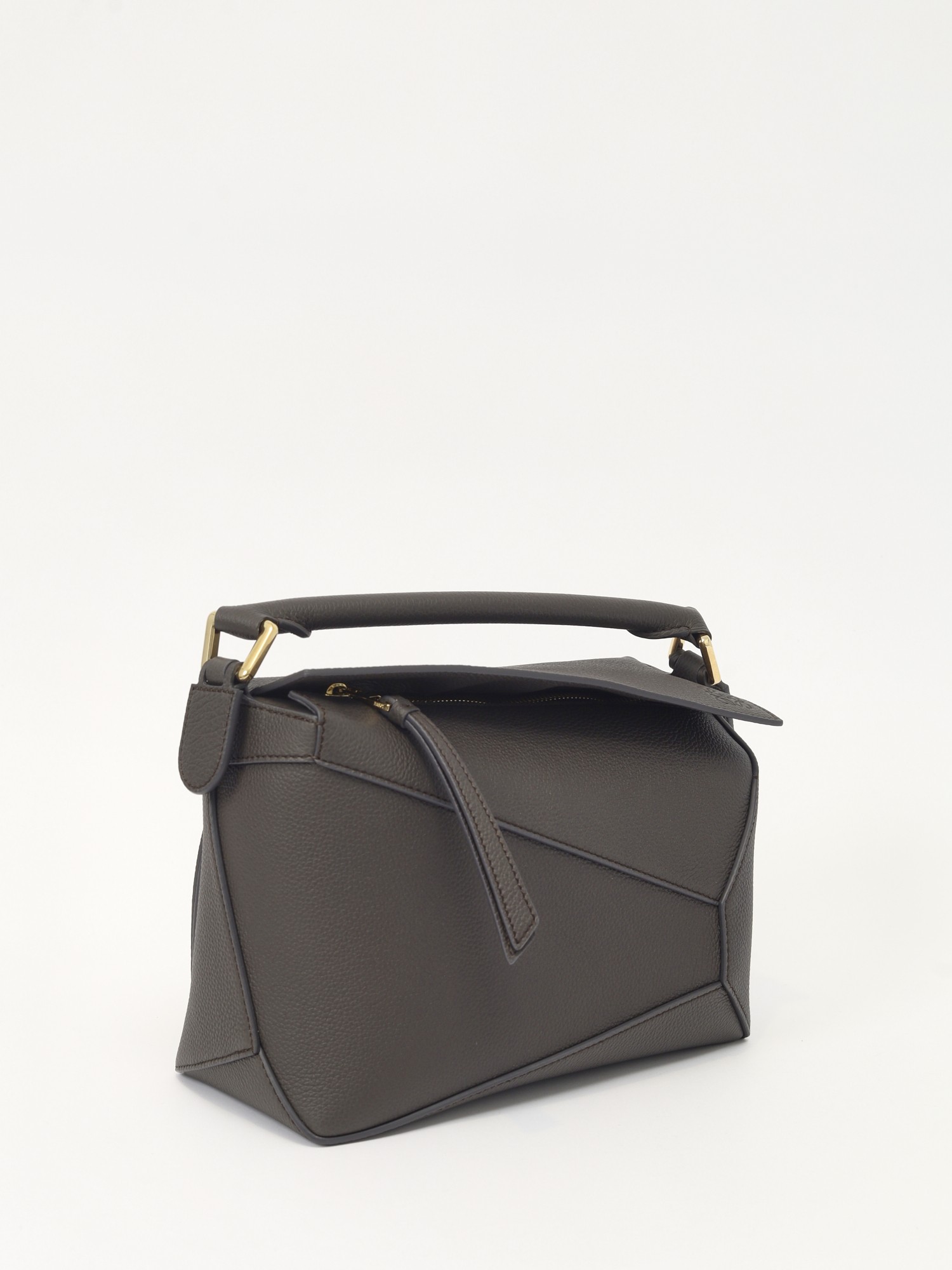 Loewe Puzzle 2