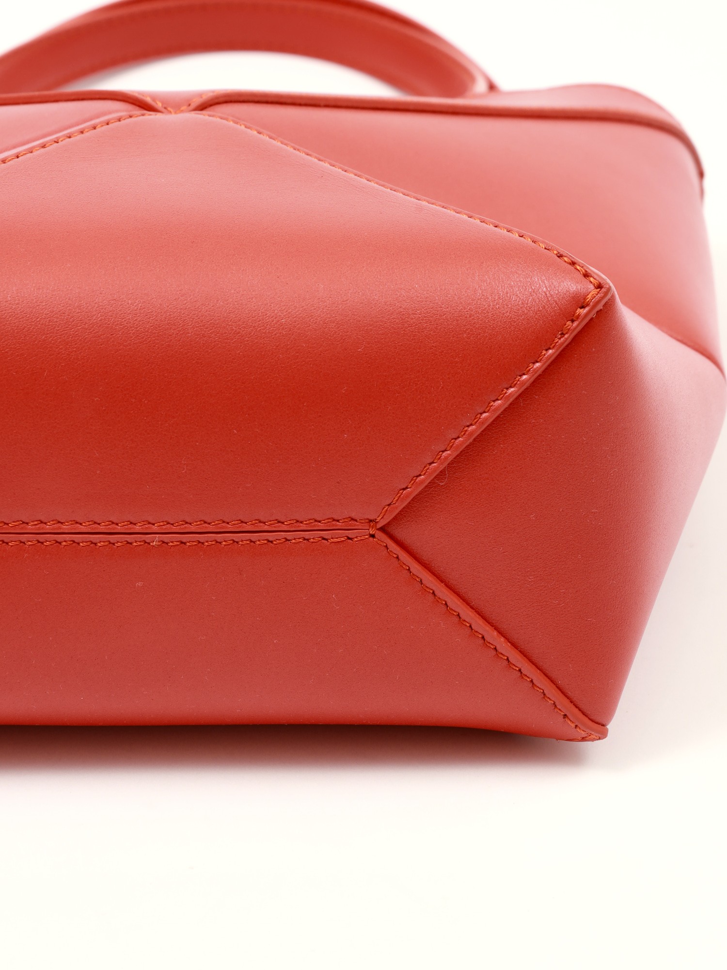 Loewe Puzzle  6