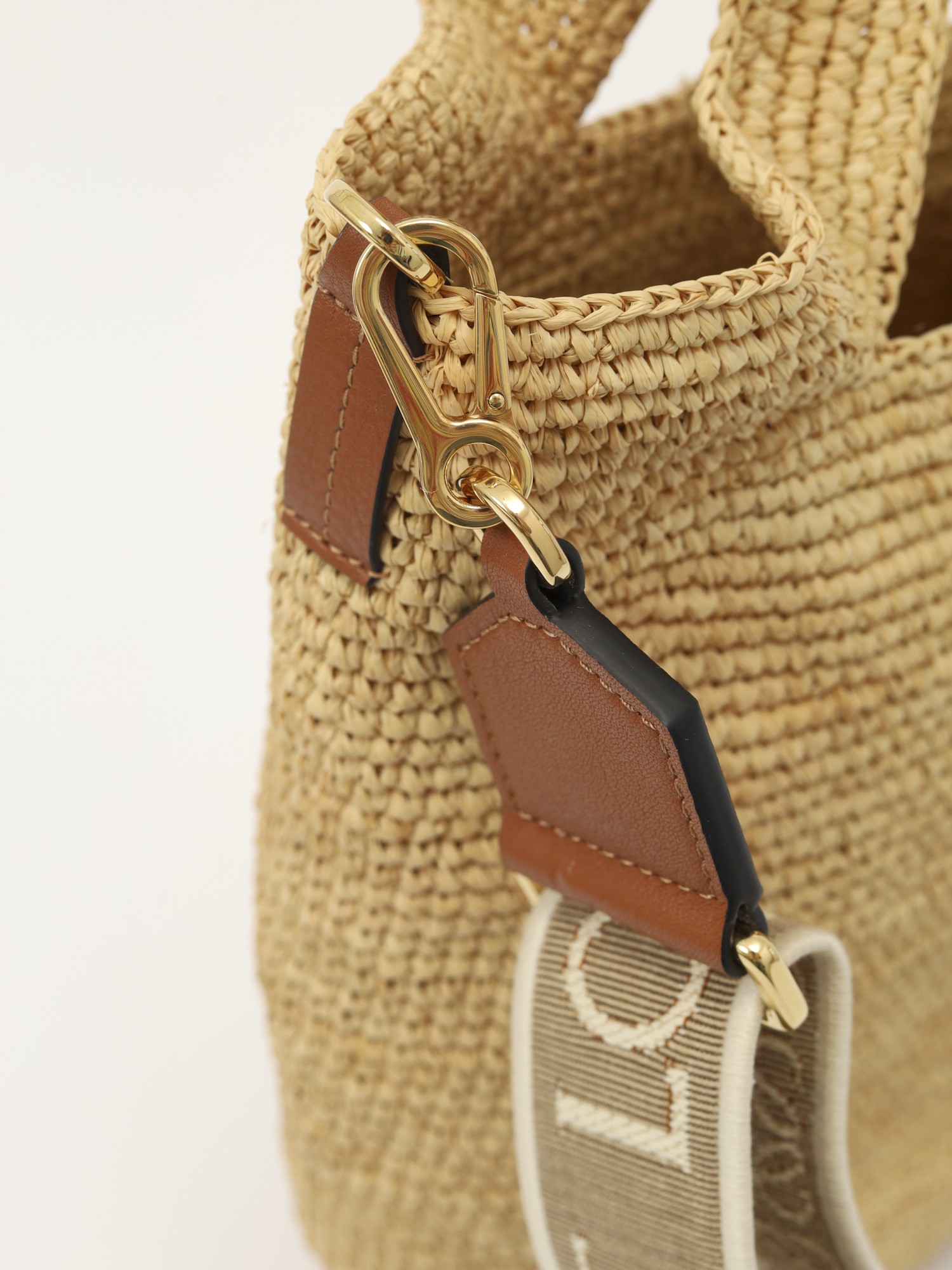 Loewe Slit 6