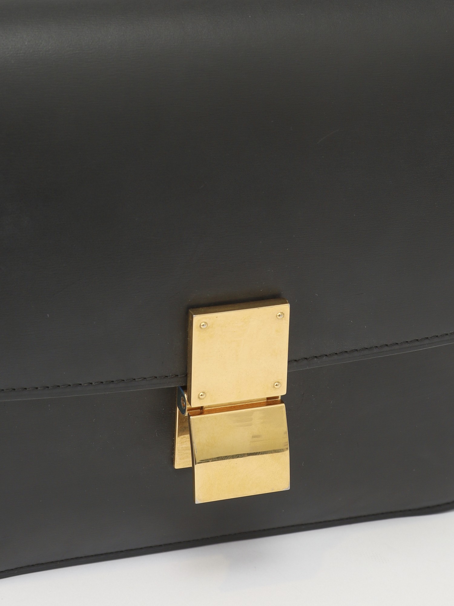 Celine Classic 5