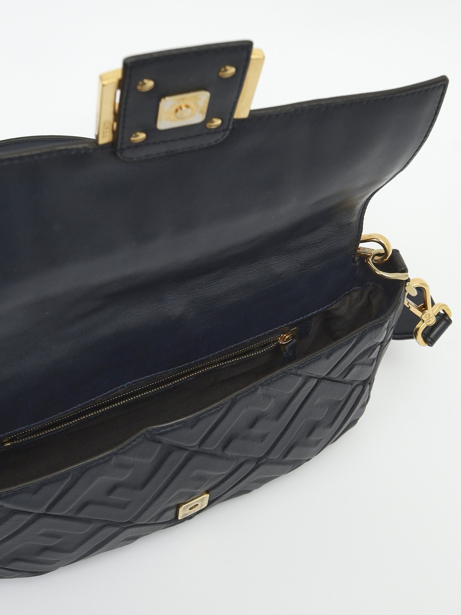 Fendi Baguette 10