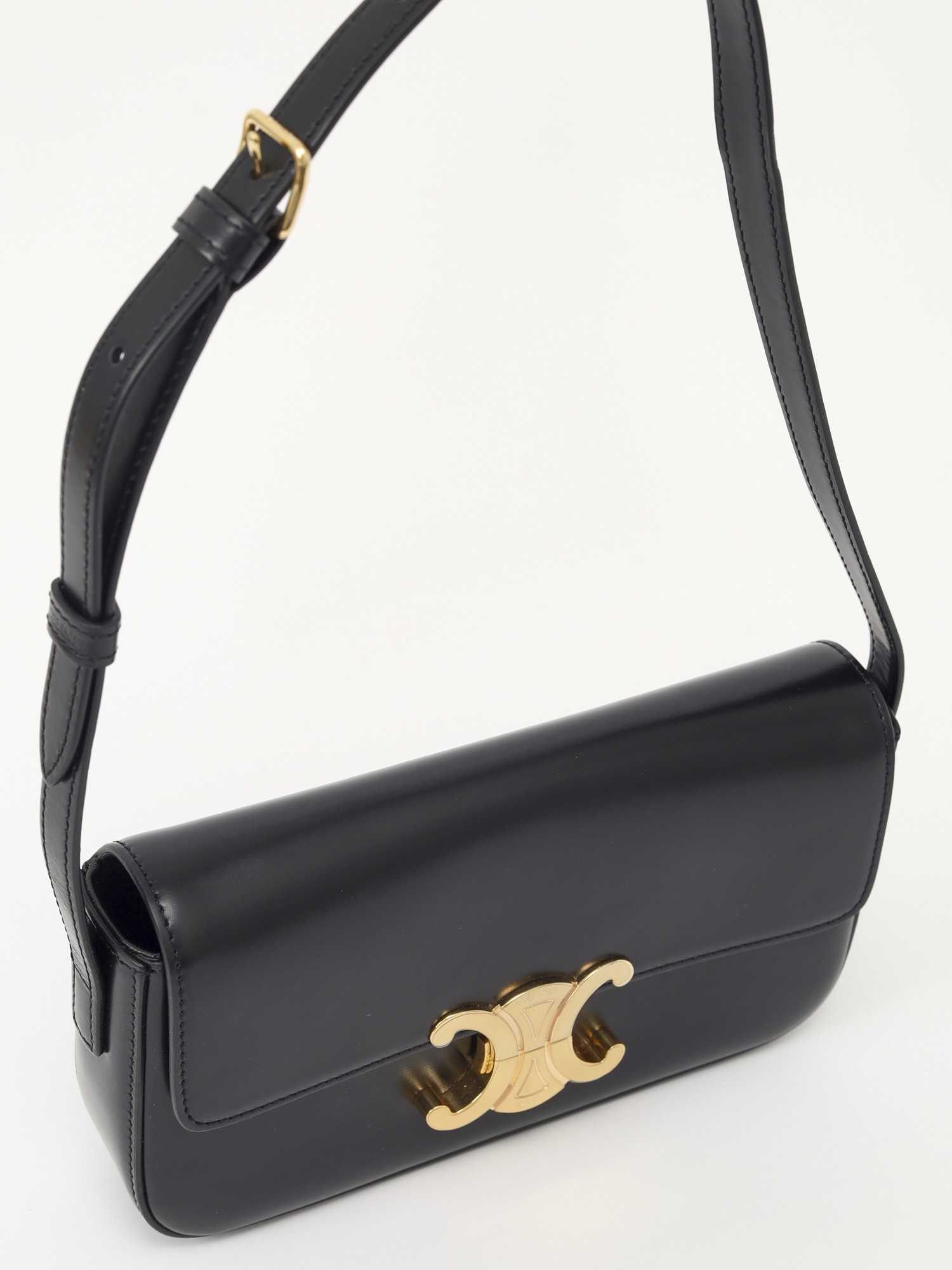 Celine Triomphe 4