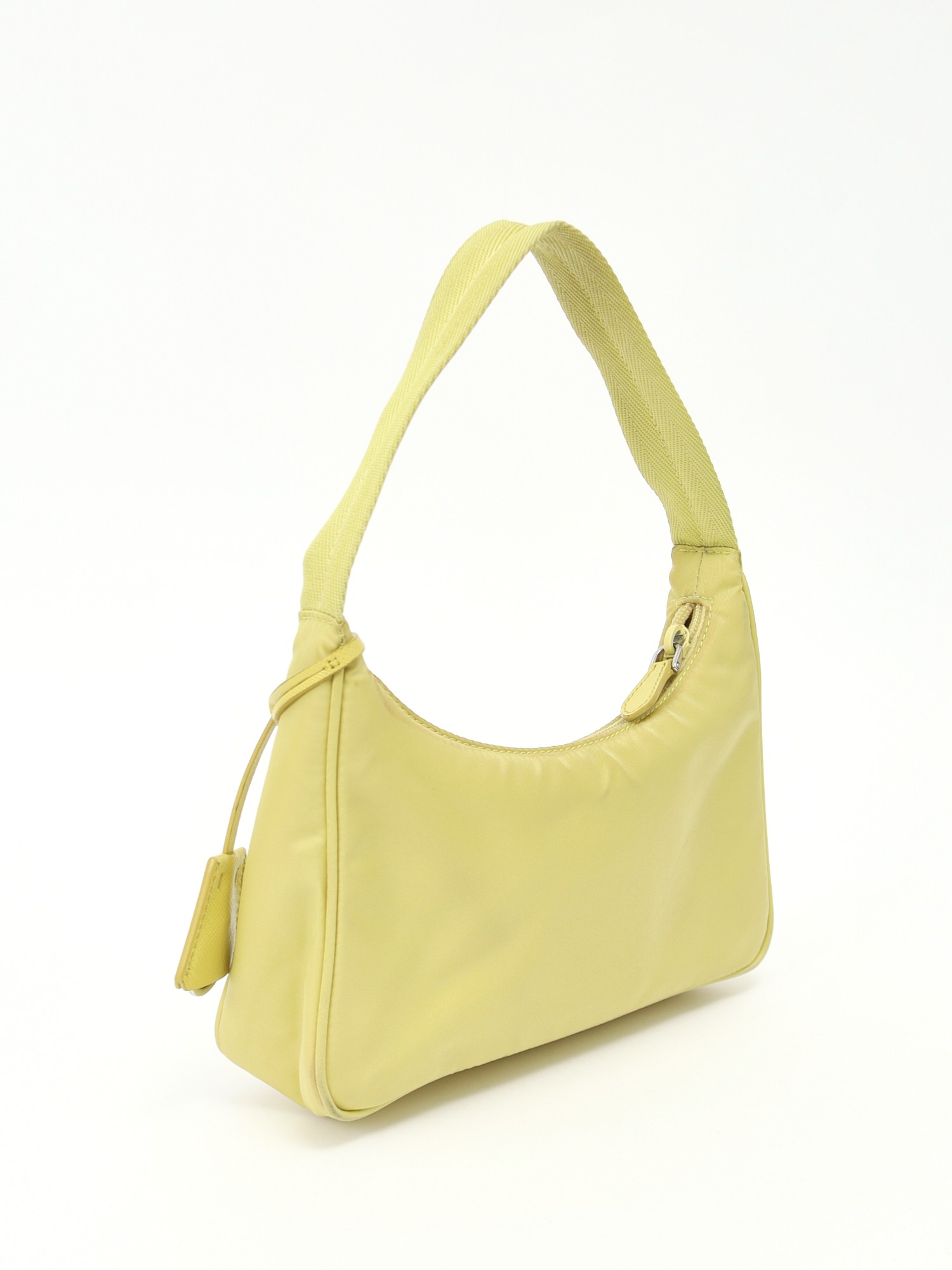 Prada Re-Edition 2000 3