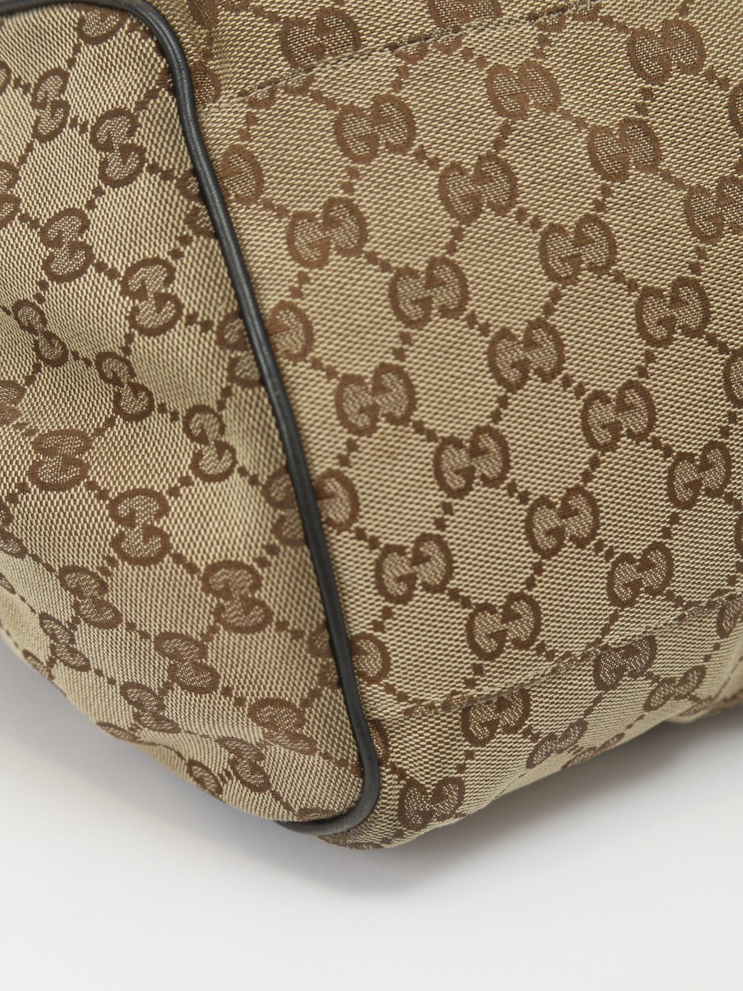Gucci Sukey 9