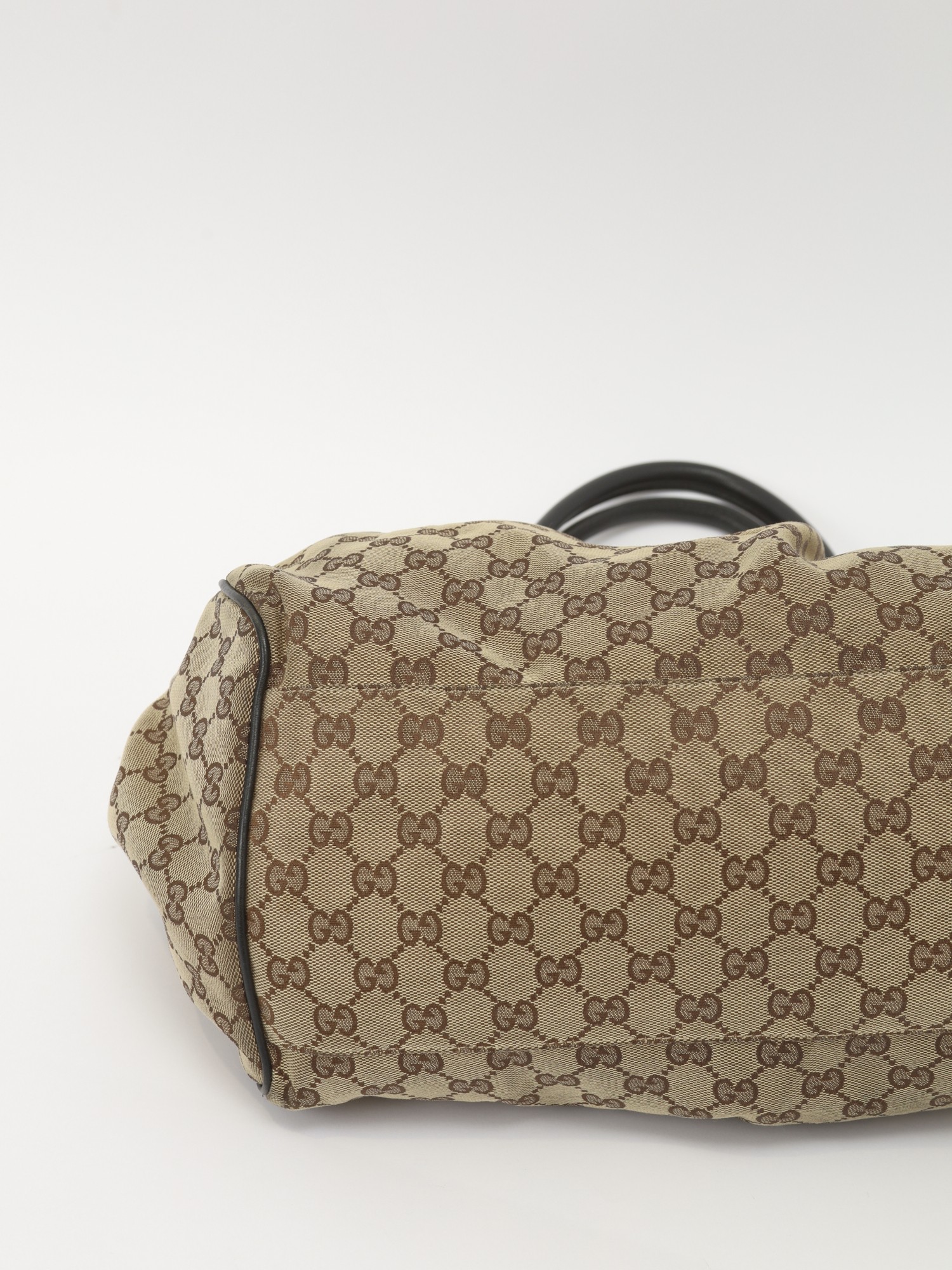 Gucci Sukey 6