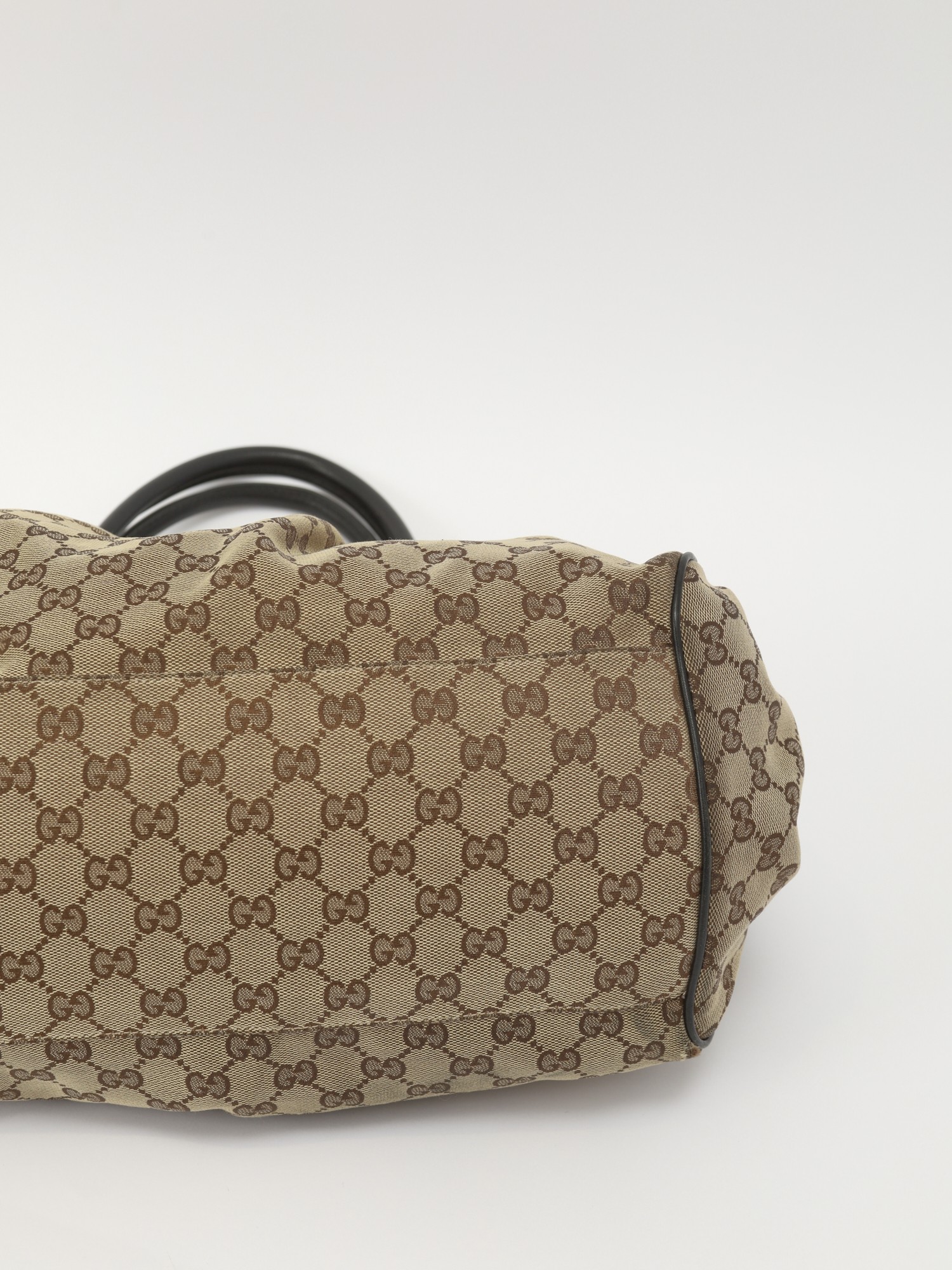 Gucci Sukey 7