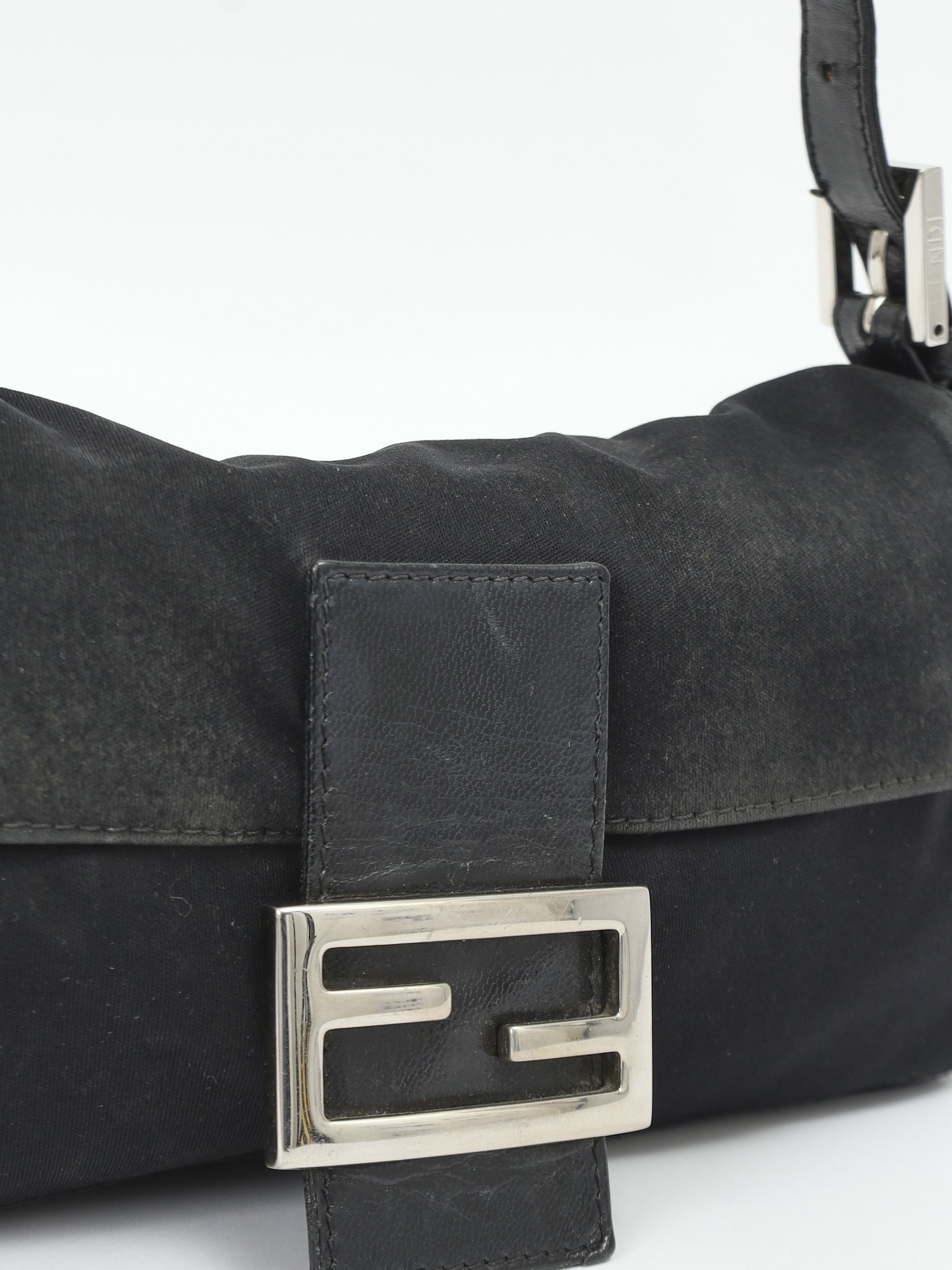 Fendi Baguette 5