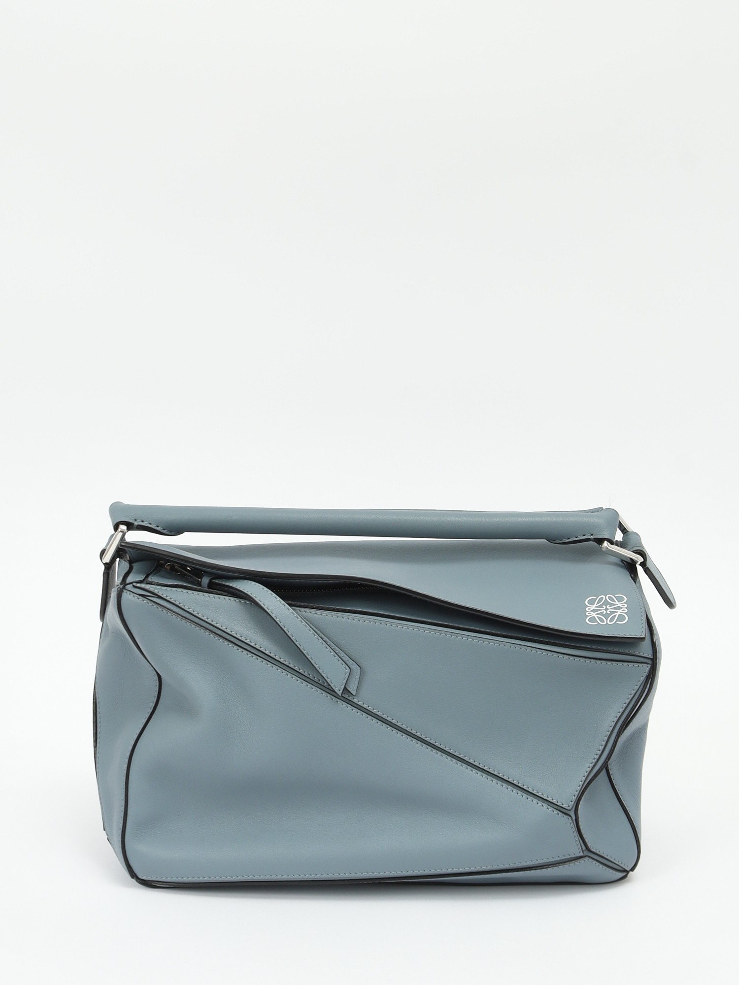 Loewe Puzzle 0