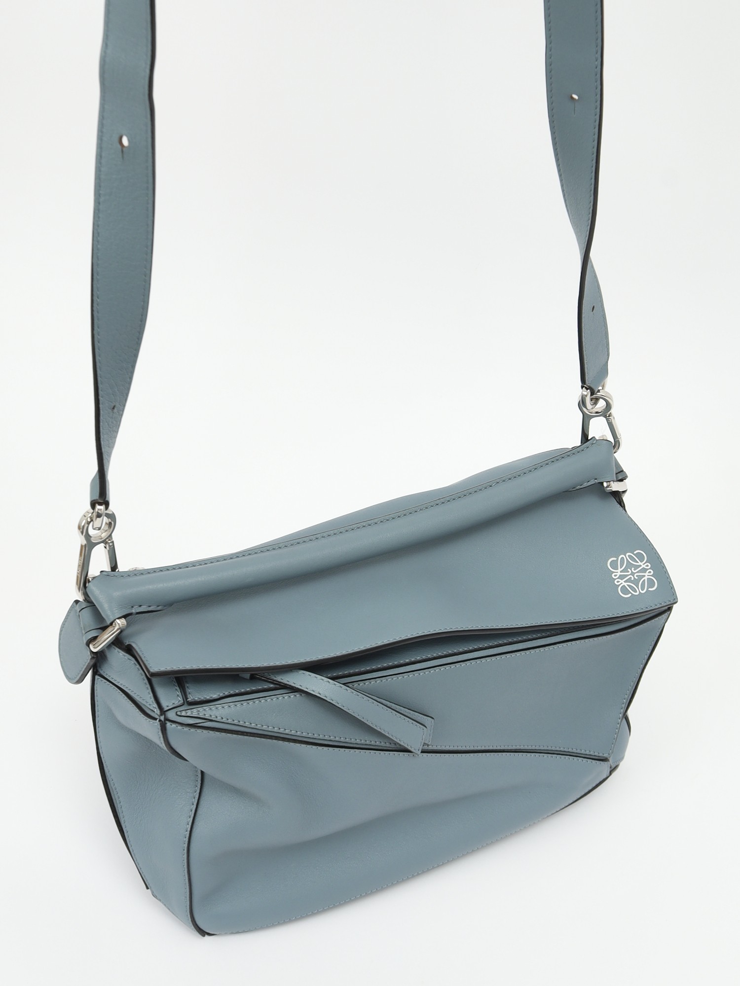 Loewe Puzzle 4