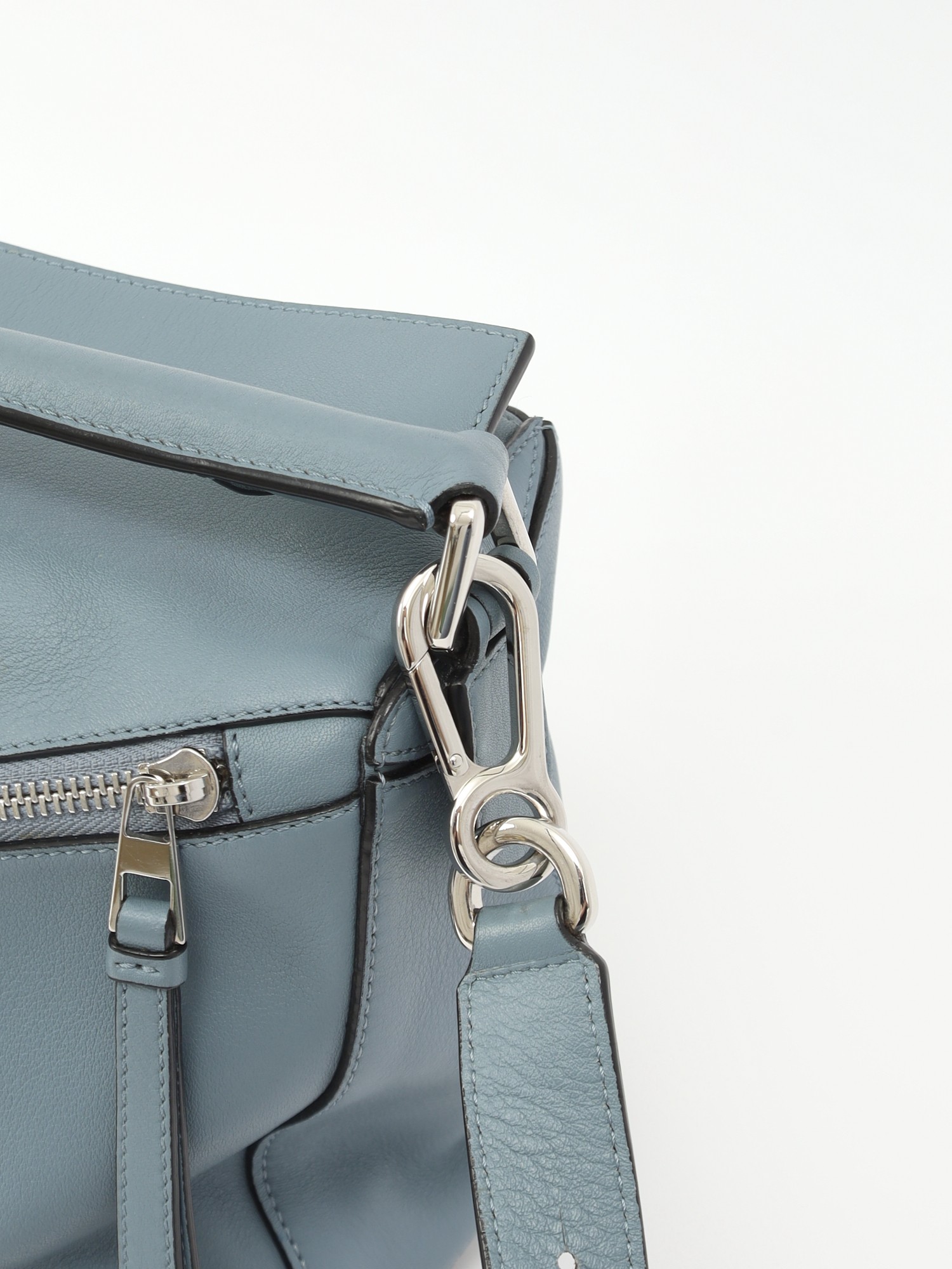 Loewe Puzzle 7