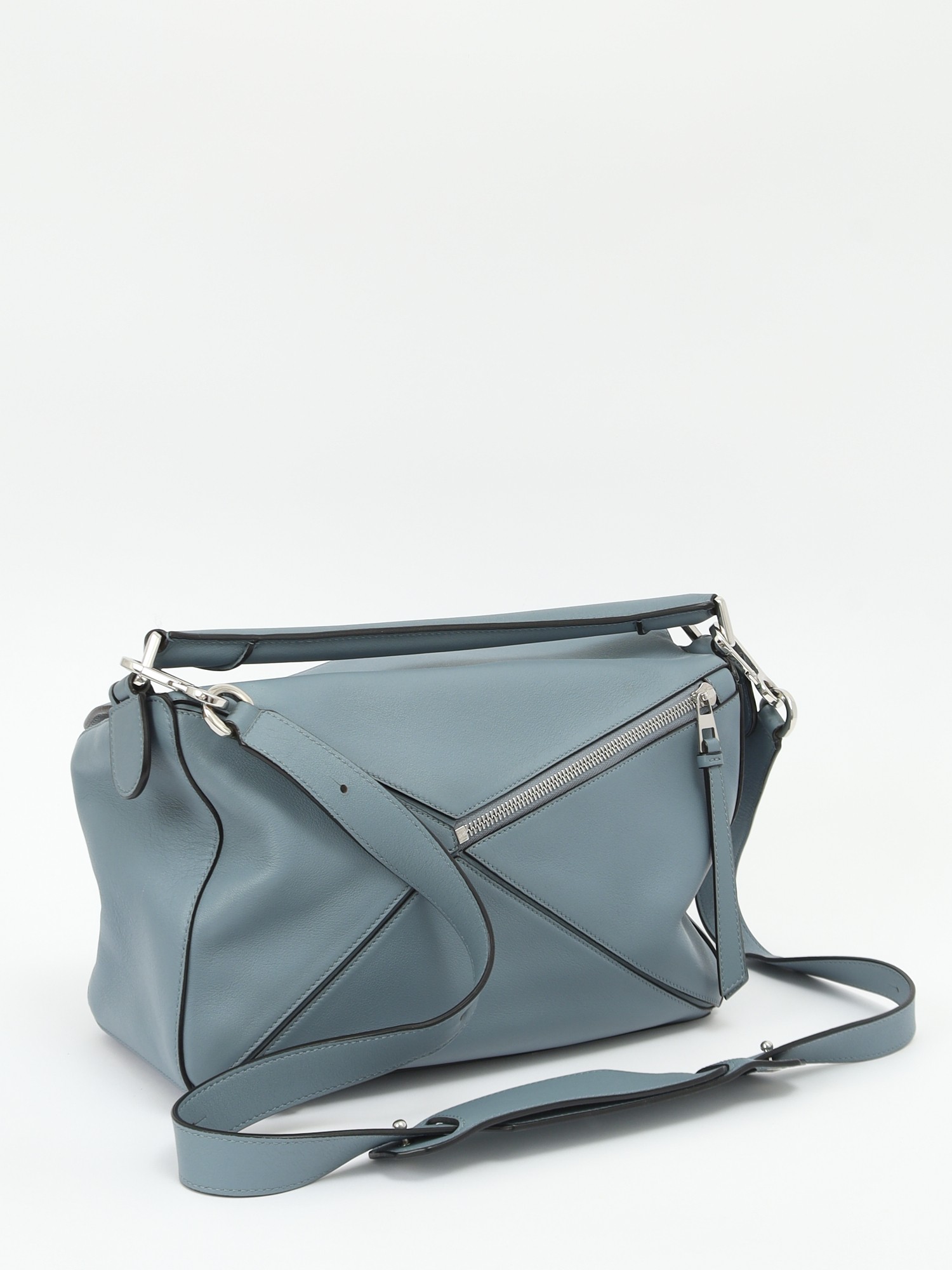 Loewe Puzzle 3