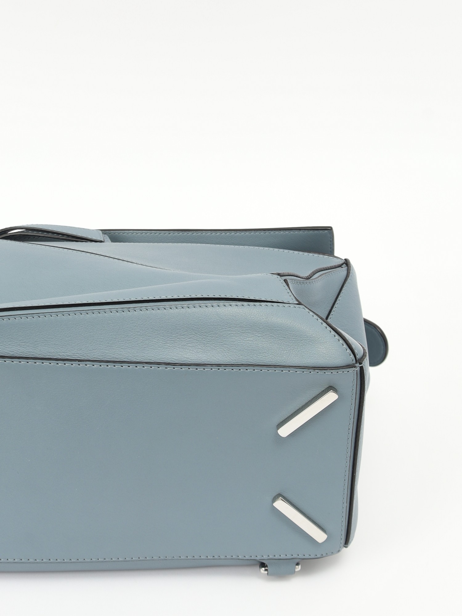 Loewe Puzzle 9