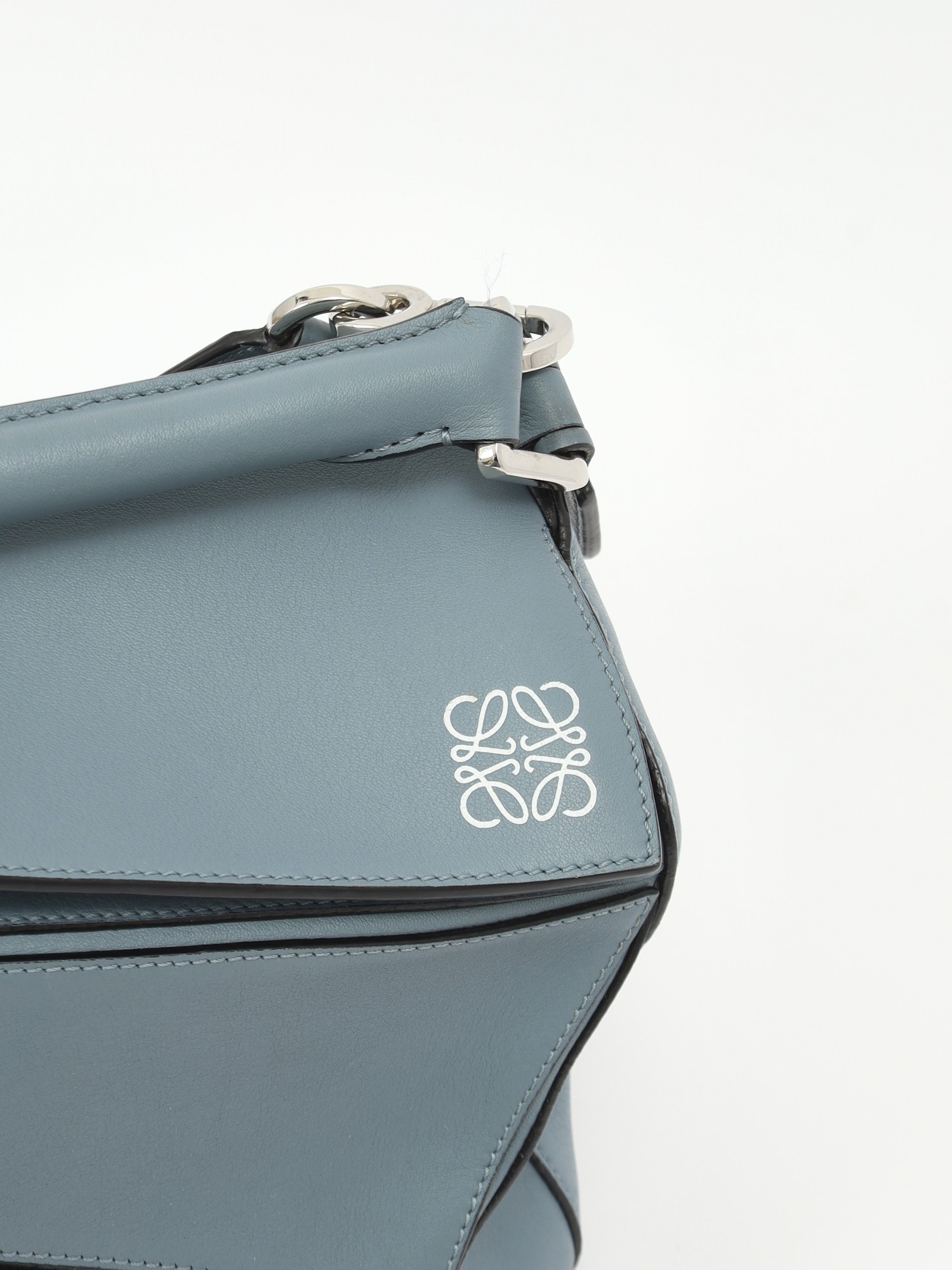 Loewe Puzzle 5